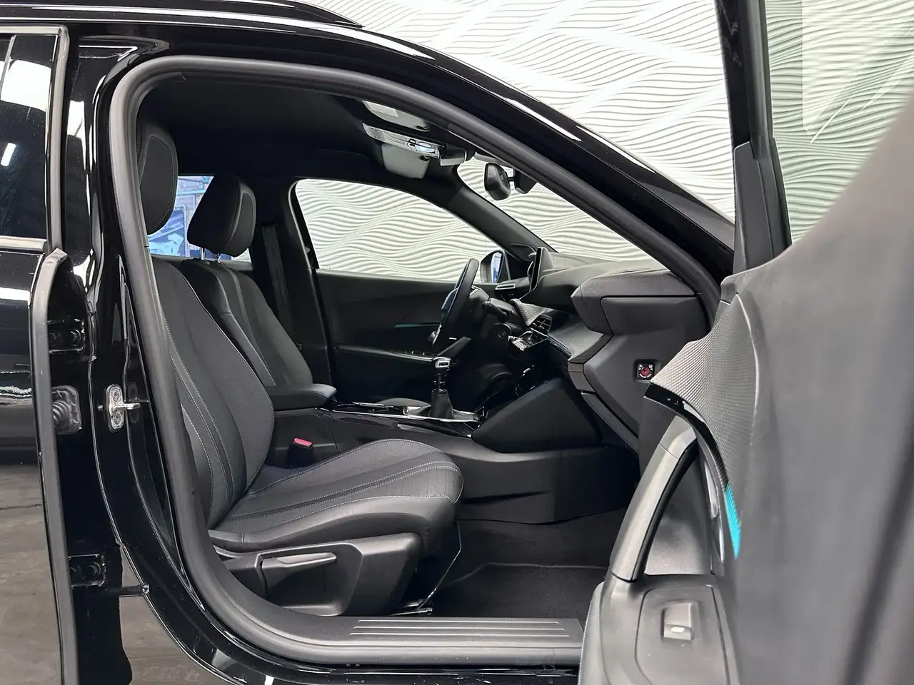 Peugeot 2008 1.2i*S&S*ALLURE*CARPLAY*39.455 KM!!!*, миниатюра 18