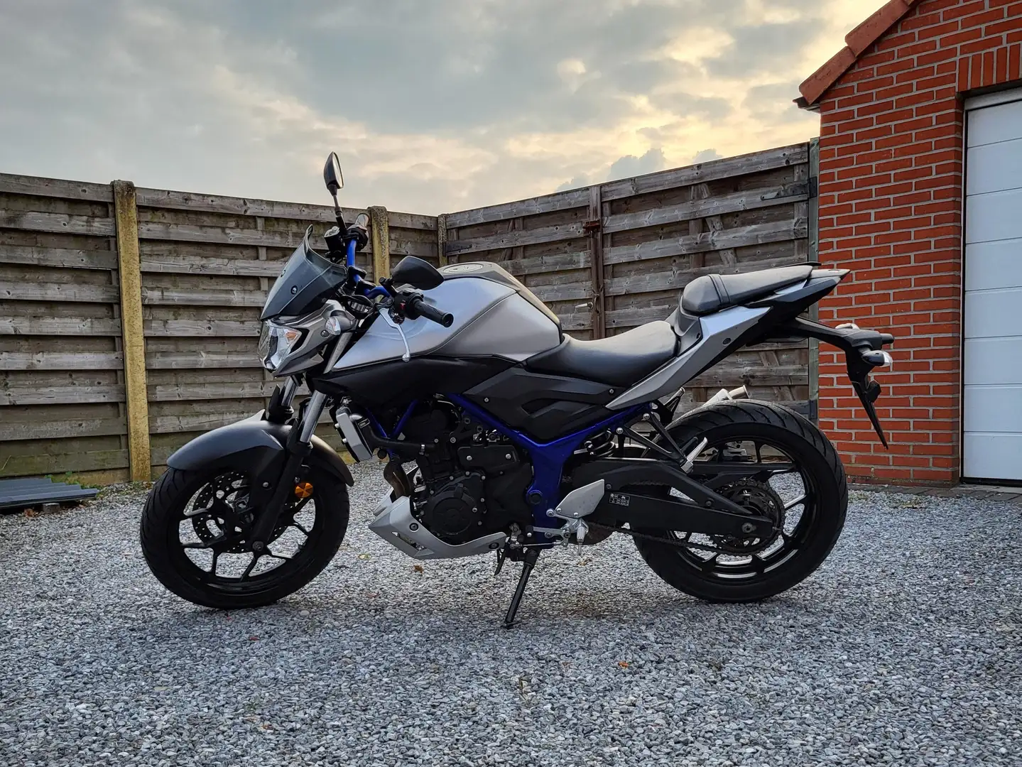 Yamaha MT-03 ABS Argent - 2