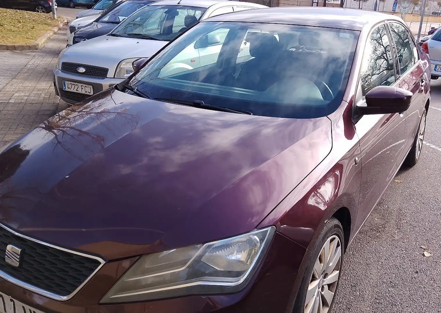 SEAT Toledo 1.6TDI CR Style 105 CV Burdeos - 1