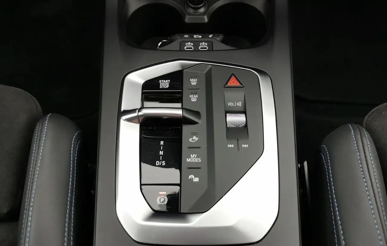 BMW 118 118d Msport auto 13