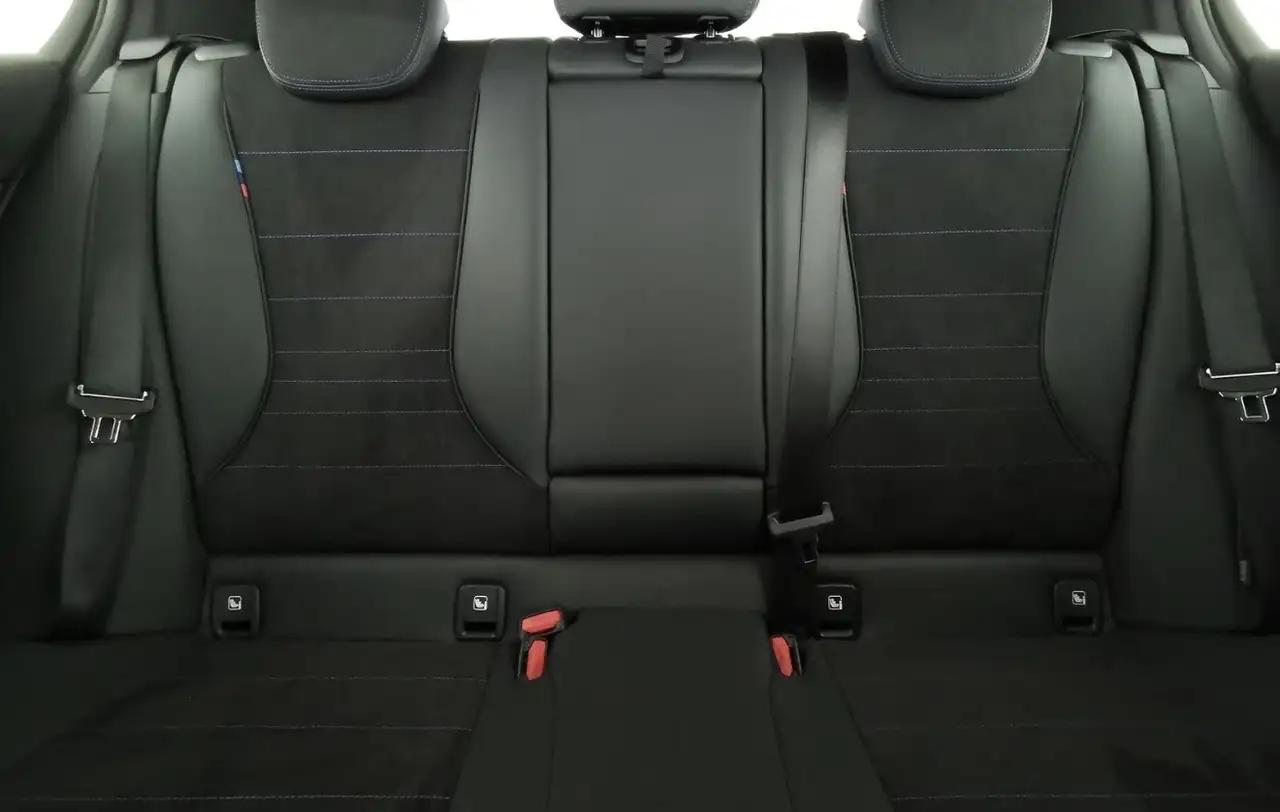 BMW 118 118d Msport auto 14