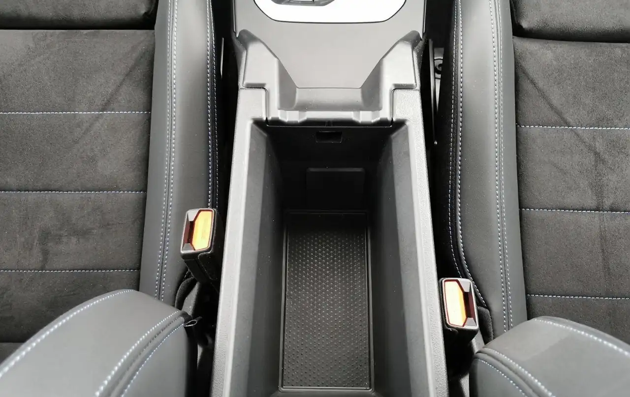 BMW 118 118d Msport auto 16