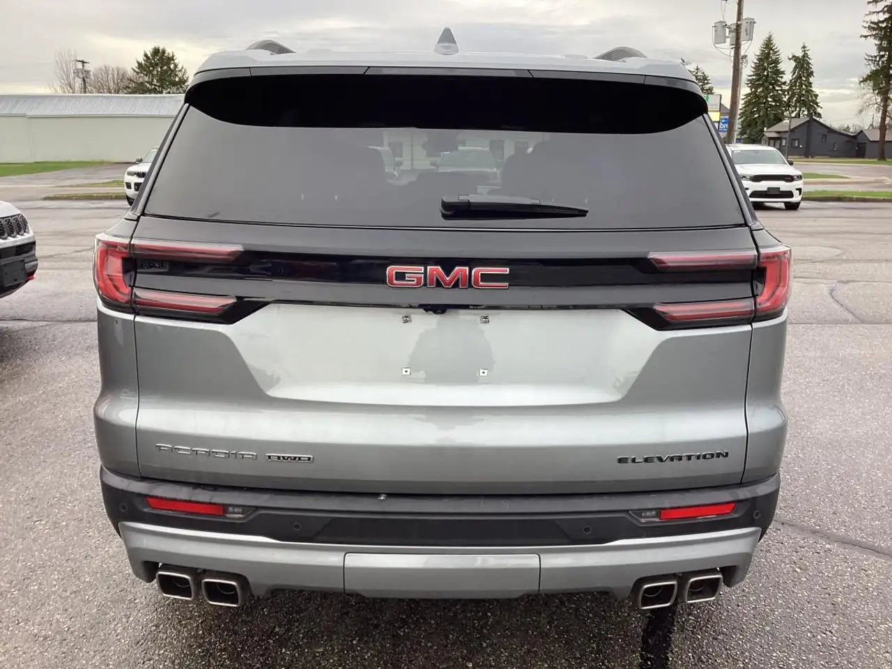 GMC Acadia снимка GMC Acadia