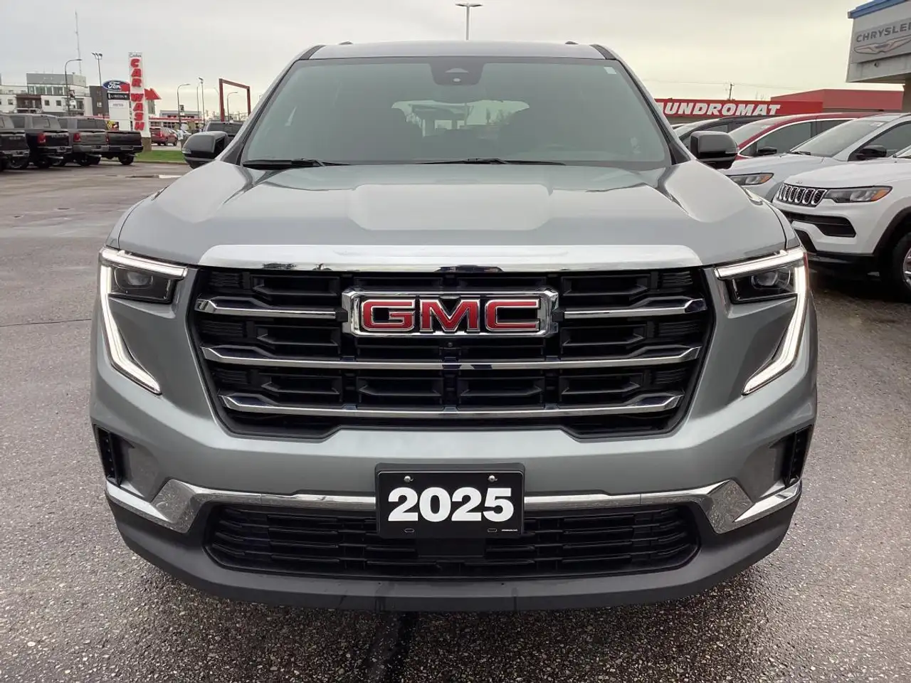GMC Acadia снимка GMC Acadia