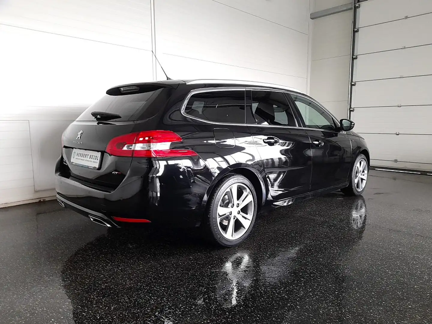 Peugeot 308 SW GT-LINE BlueHDi 130 Aut. *LED / NAVI / ACC /... Schwarz - 2