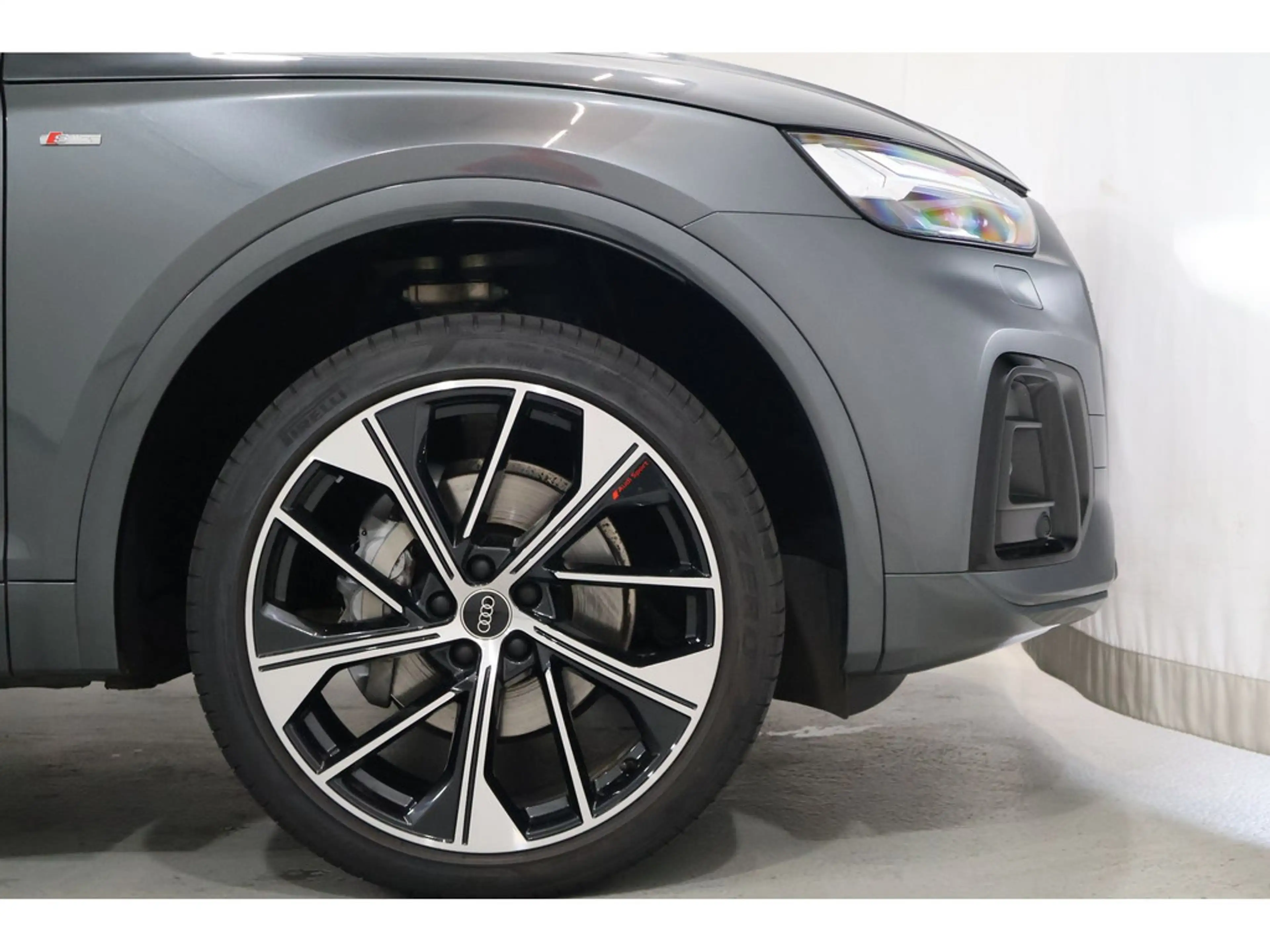 Audi Q5 40 TDI quattro S line Matrix*Head-Up*R-Kamera * — photo 5