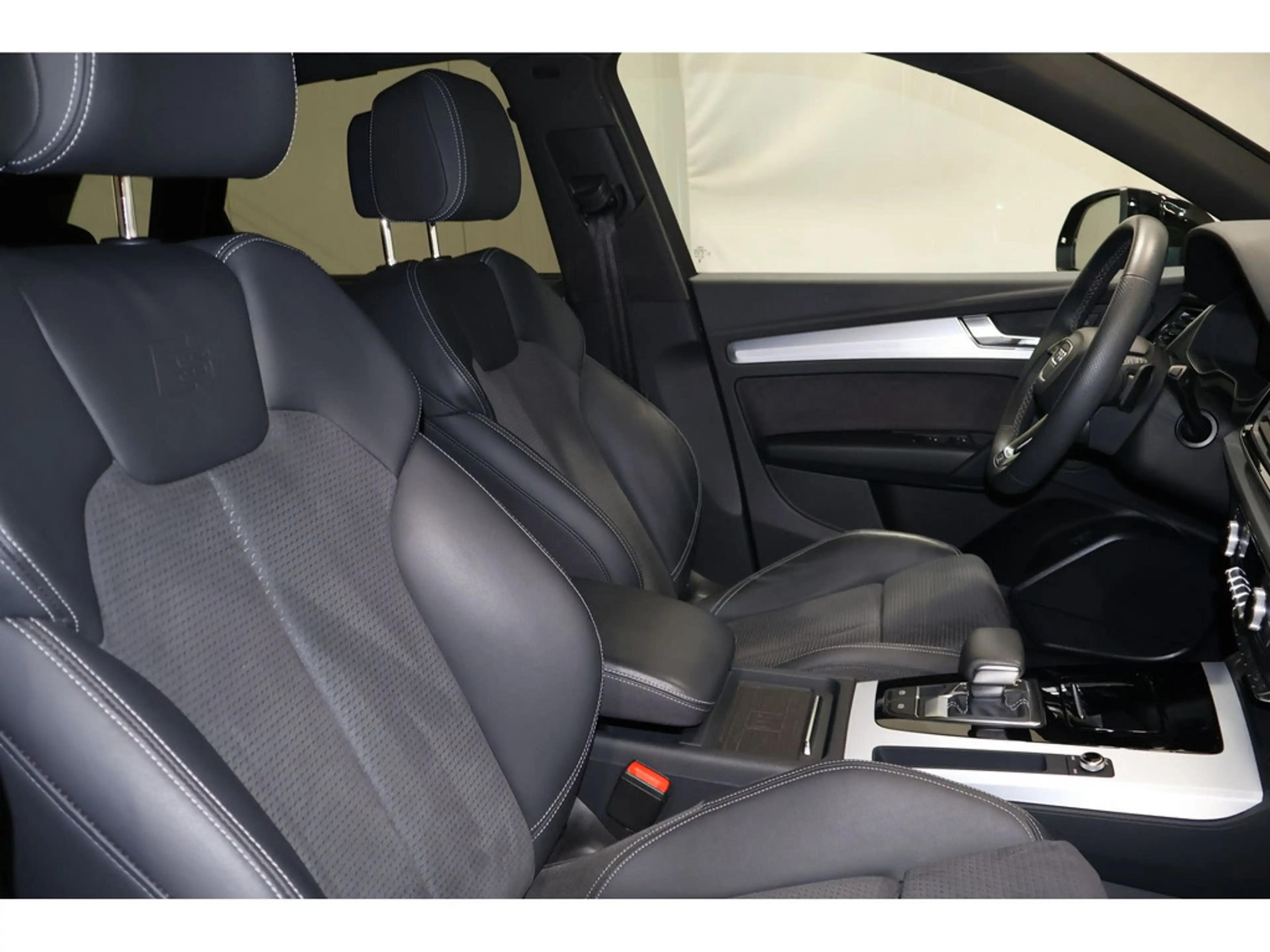 Audi Q5 40 TDI quattro S line Matrix*Head-Up*R-Kamera * — photo 7