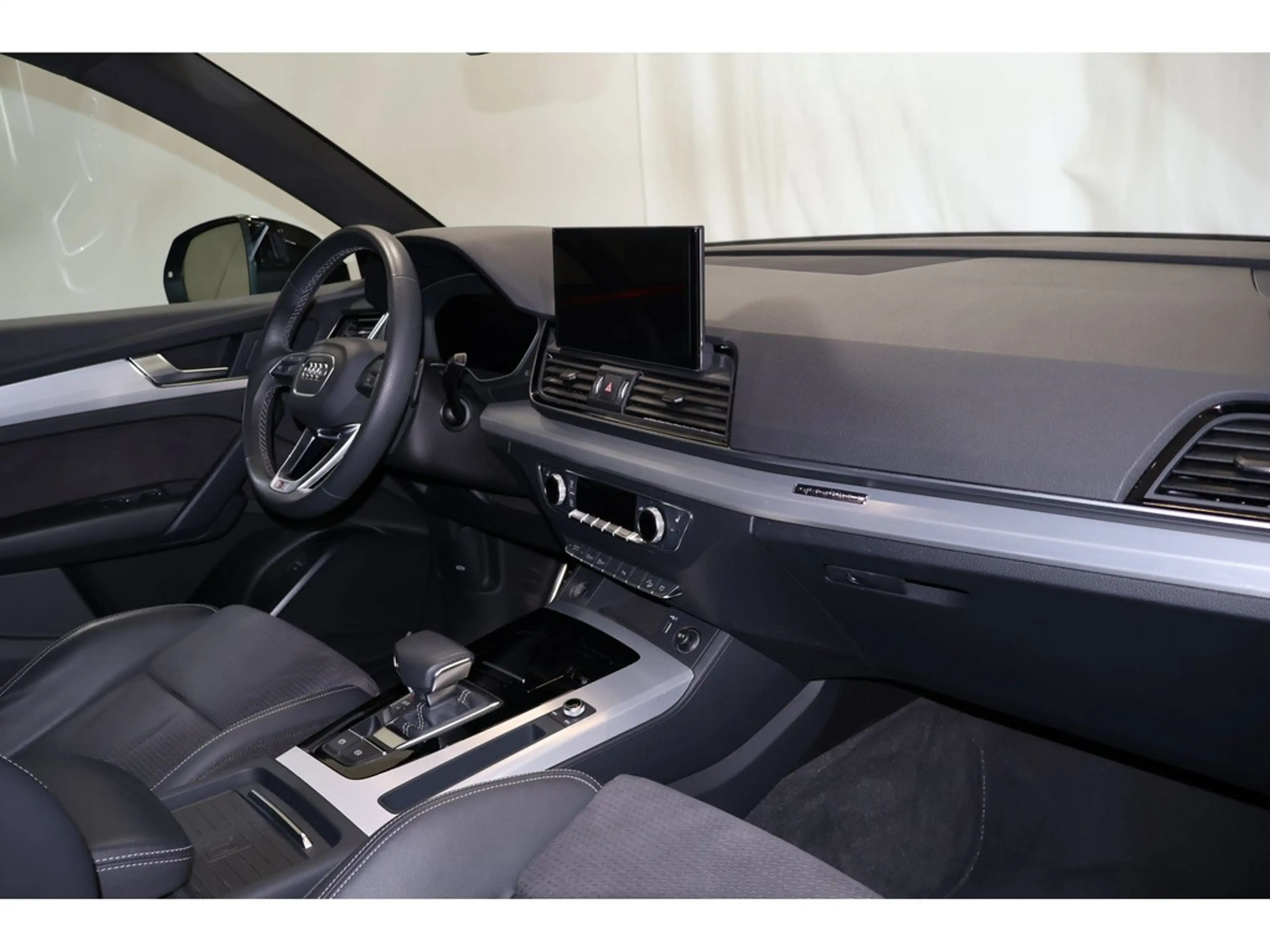 Audi Q5 40 TDI quattro S line Matrix*Head-Up*R-Kamera * — photo 15