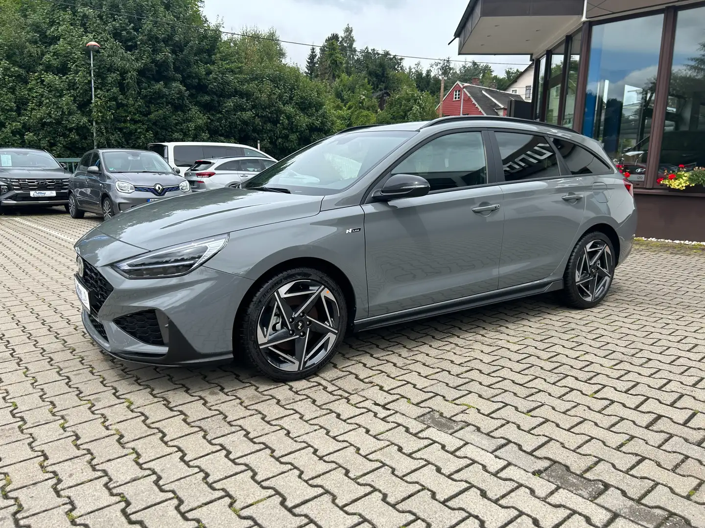 Hyundai i30 Kombi 1.5 T-GDi N-Line-Navi-LED Gris - 2