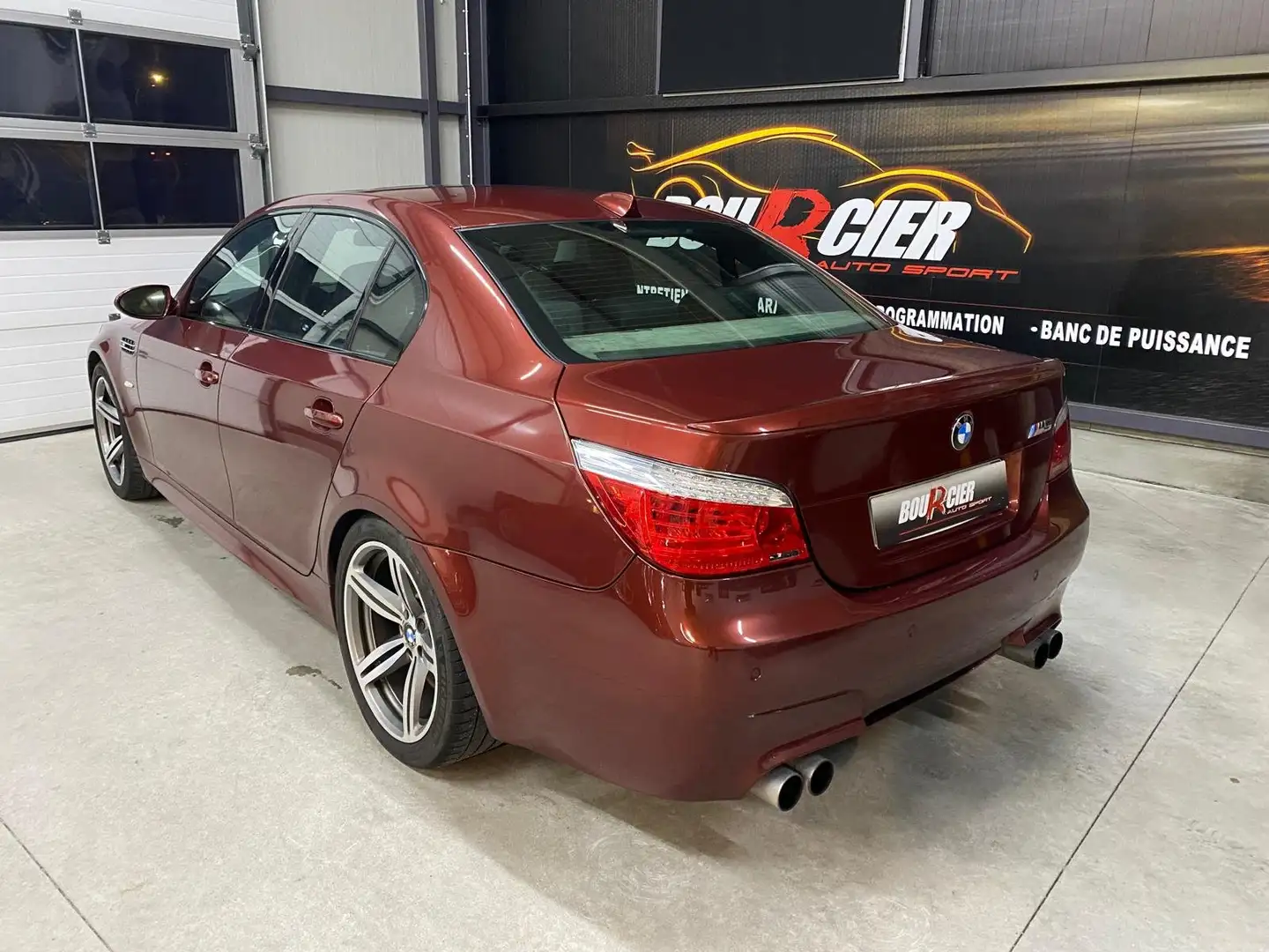 BMW M5 Rot - 2