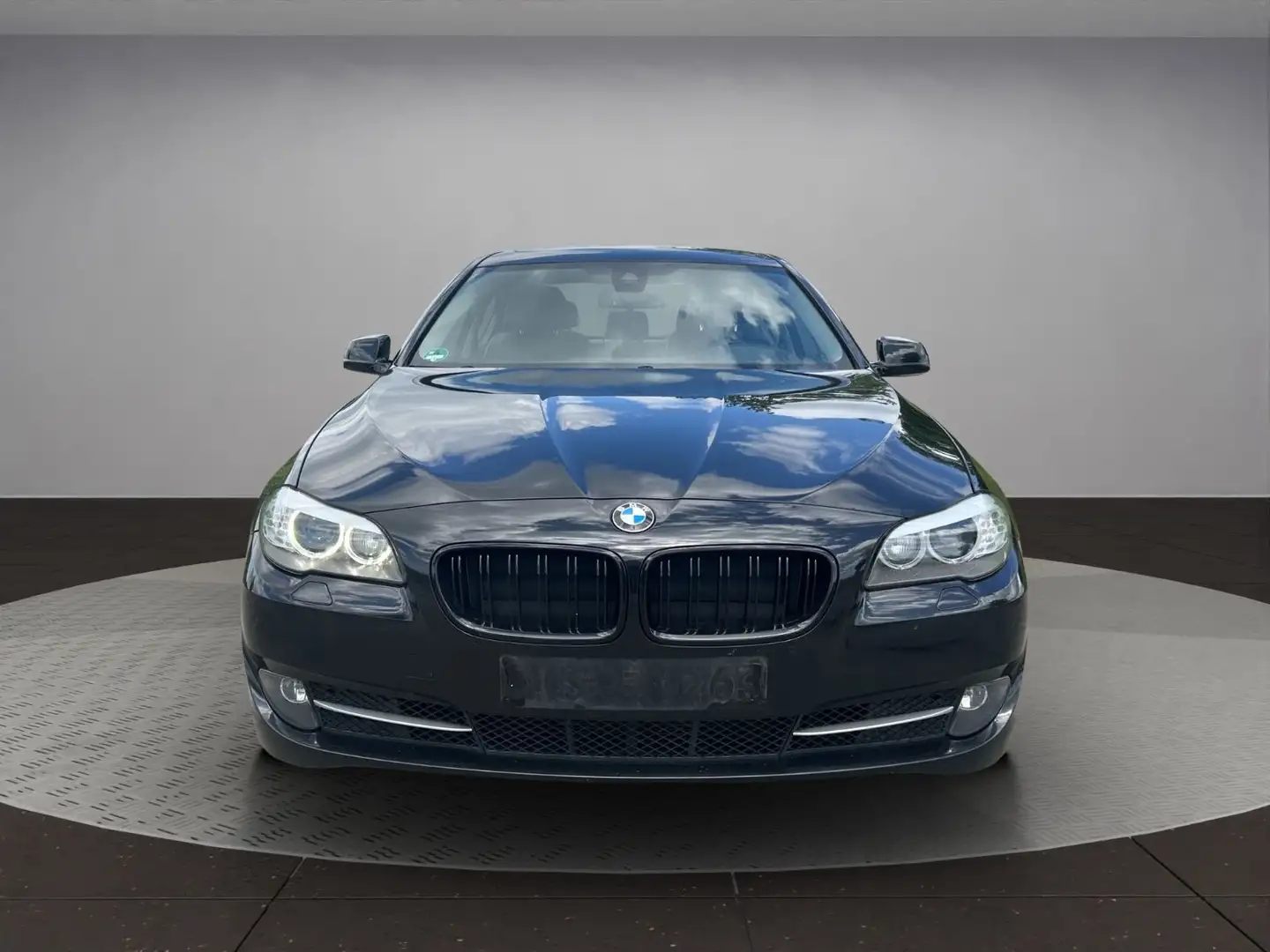 BMW 530 Baureihe 5 Lim. 530 d, Sitzbelüf.,Memory,HUD Zwart - 1