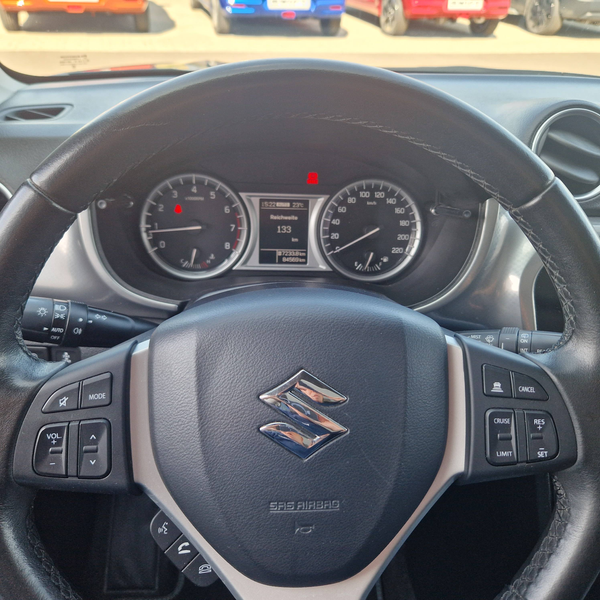Suzuki Vitara Vitara 1.6 (4x4) Allgrip Comfort + AHK Ganzjahresreifen — photo 9