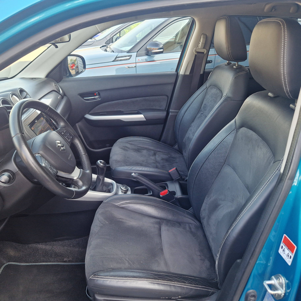 Suzuki Vitara Vitara 1.6 (4x4) Allgrip Comfort + AHK Ganzjahresreifen — photo 14