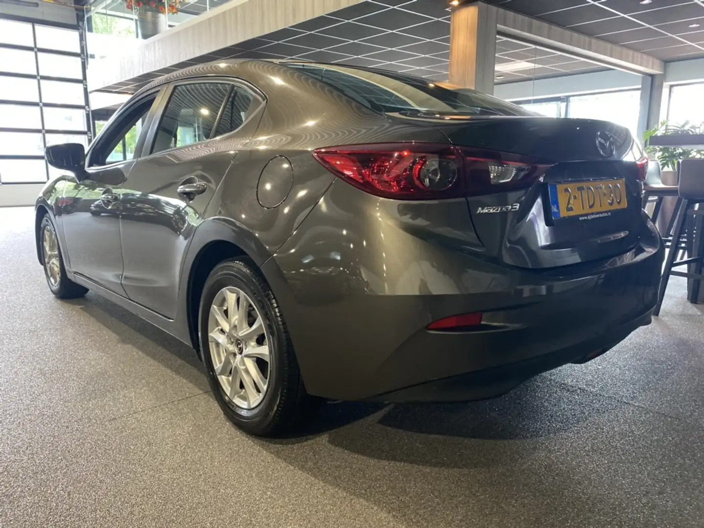 Mazda 3 2.0 TS Navigatie | Clima | Keyless | etc. Brun - 2