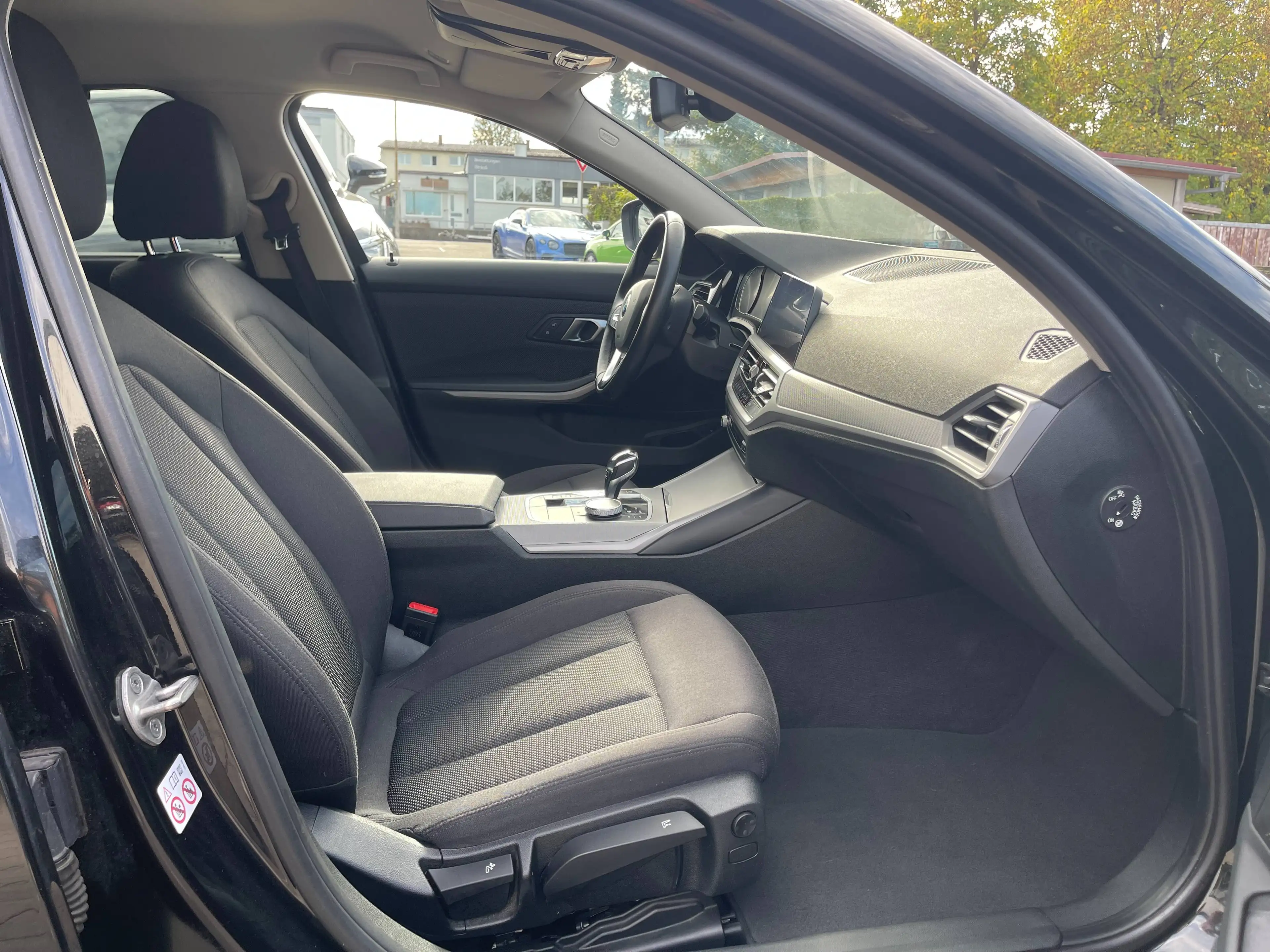 BMW 318 318 d — photo 15