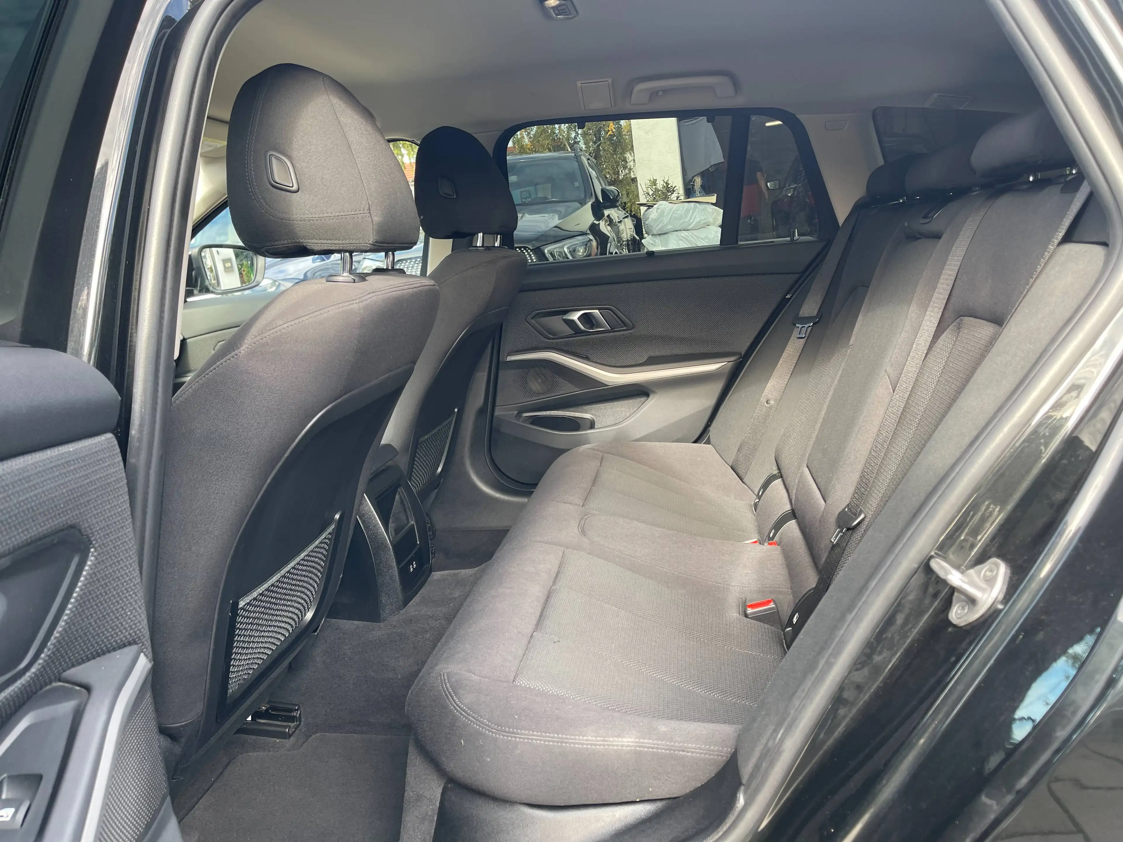 BMW 318 318 d — photo 10
