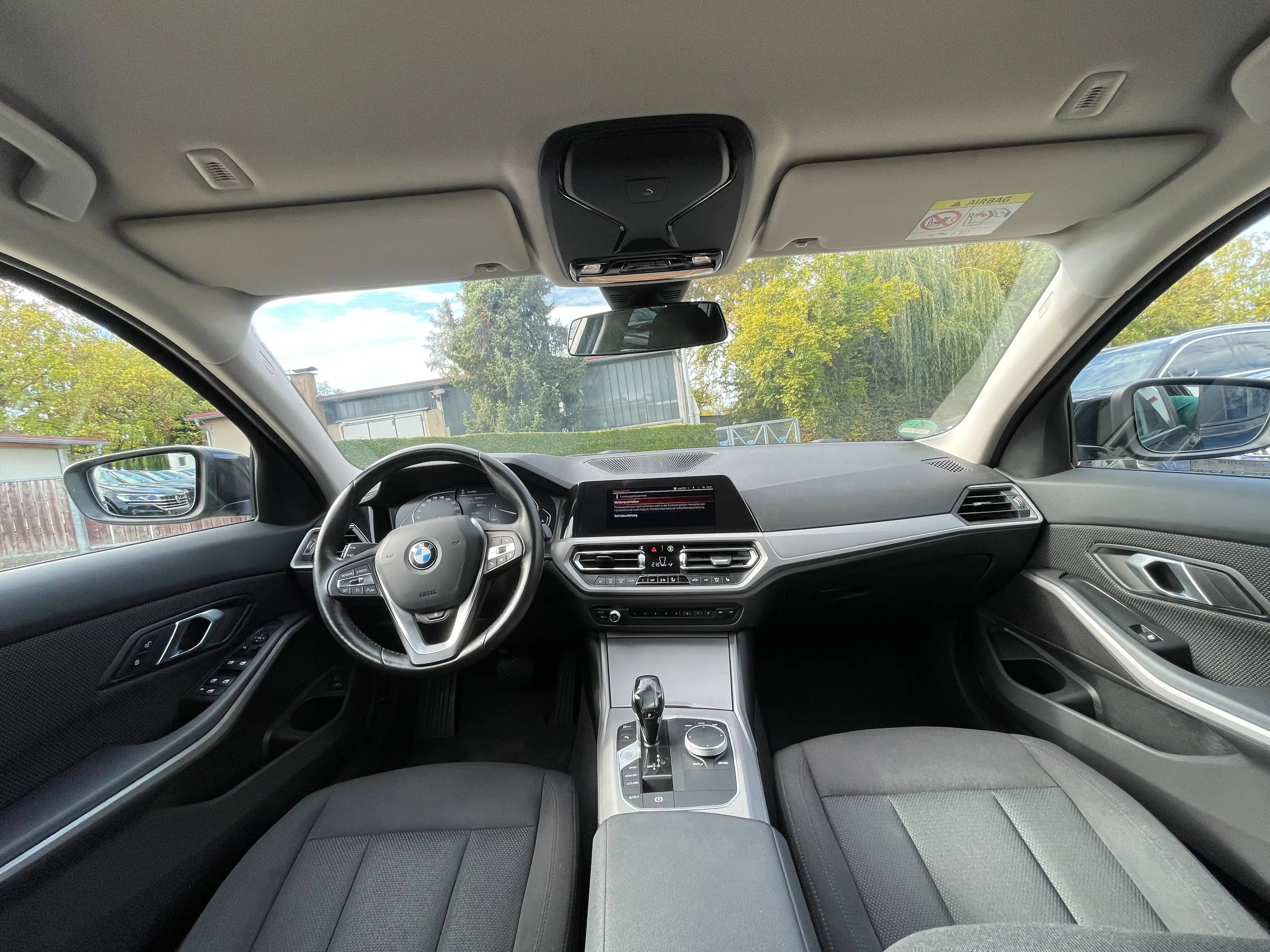 BMW 318 318 d — photo 11