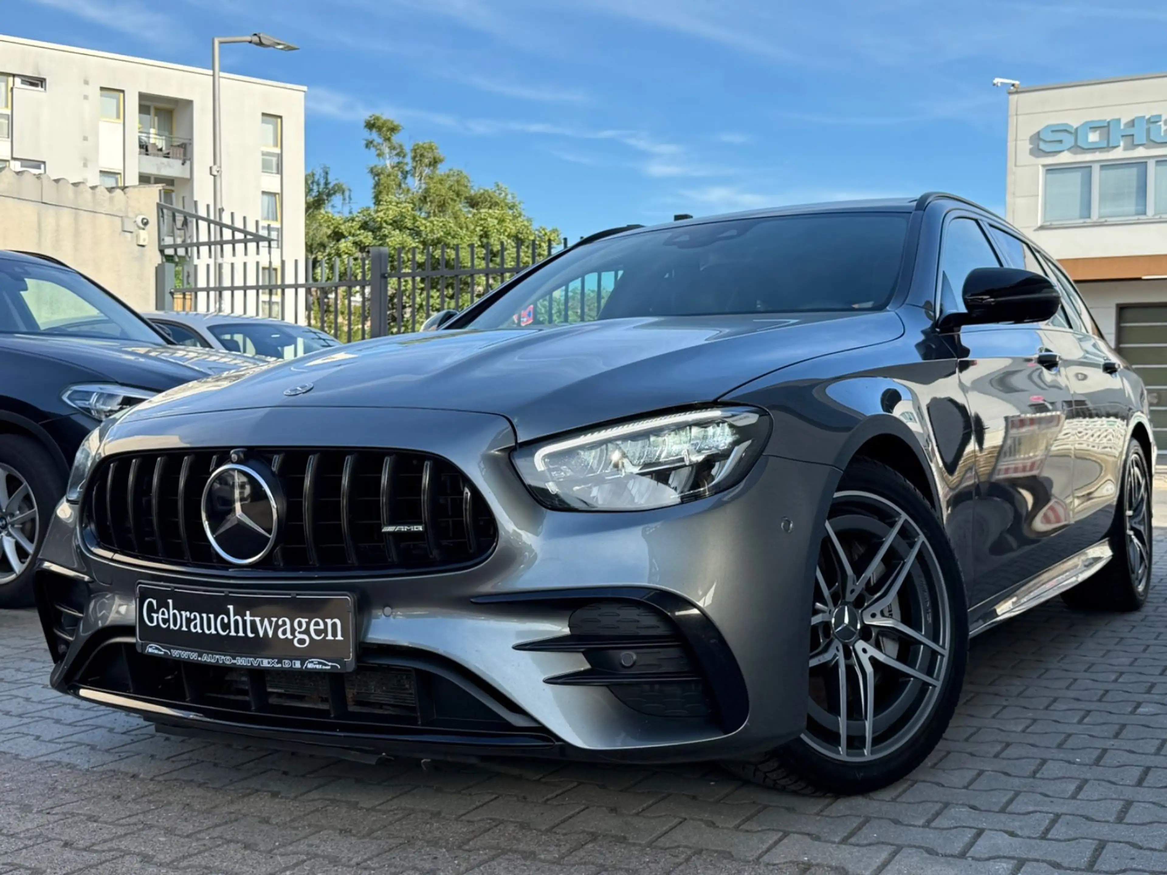 Mercedes-Benz E 53 AMG 4Matic+ 1.Hand LED PANO NIGHT HEAD UP — photo 2