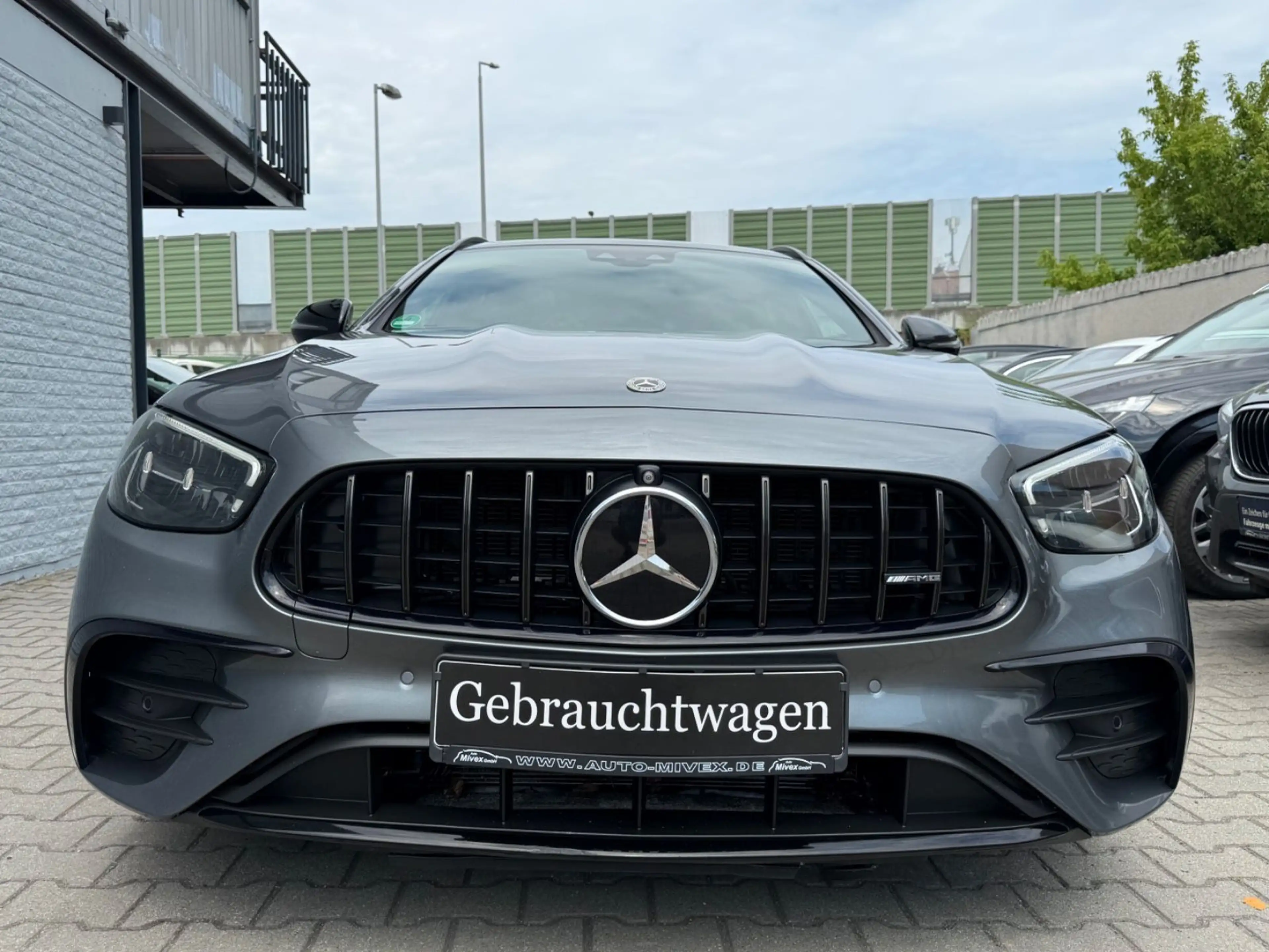 Mercedes-Benz E 53 AMG 4Matic+ 1.Hand LED PANO NIGHT HEAD UP — photo 14