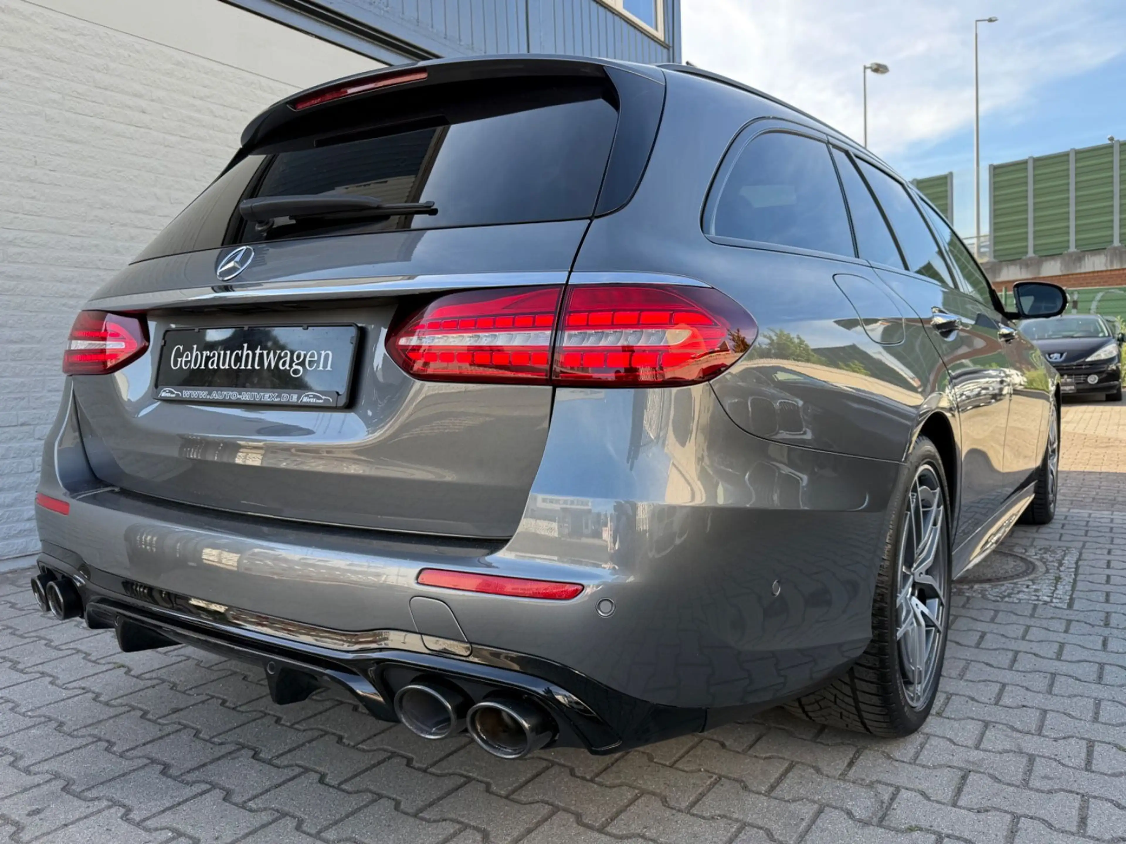 Mercedes-Benz E 53 AMG 4Matic+ 1.Hand LED PANO NIGHT HEAD UP — photo 5