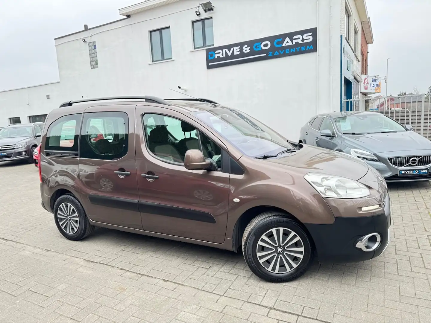 Peugeot Partner Tepee 1.6i Active - Airco ** 1 JAAR GARANTIE ** !! Brun - 1