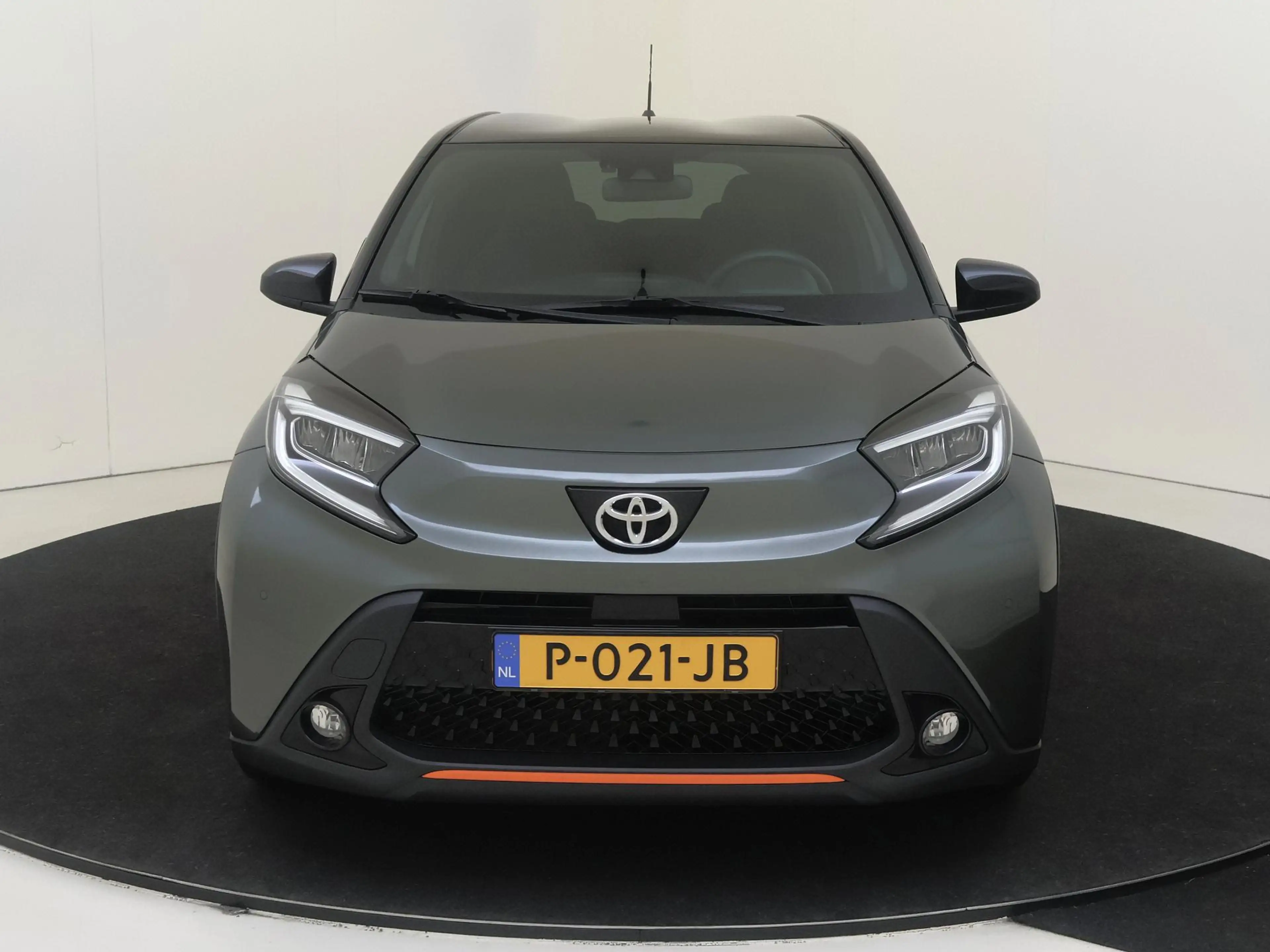 Toyota Aygo X 1.0 VVT-i S-CVT Limited | airco automatisch | Appl — photo 6