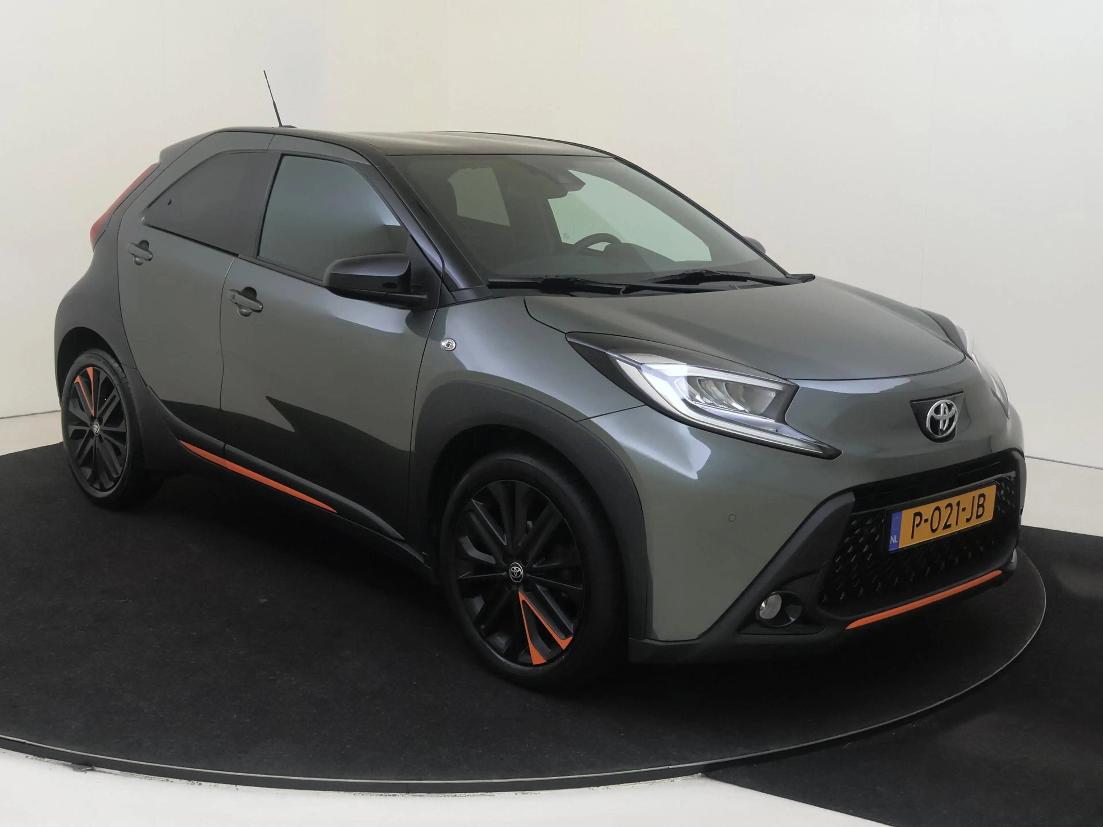 Toyota Aygo X 1.0 VVT-i S-CVT Limited | airco automatisch | Appl — photo 2