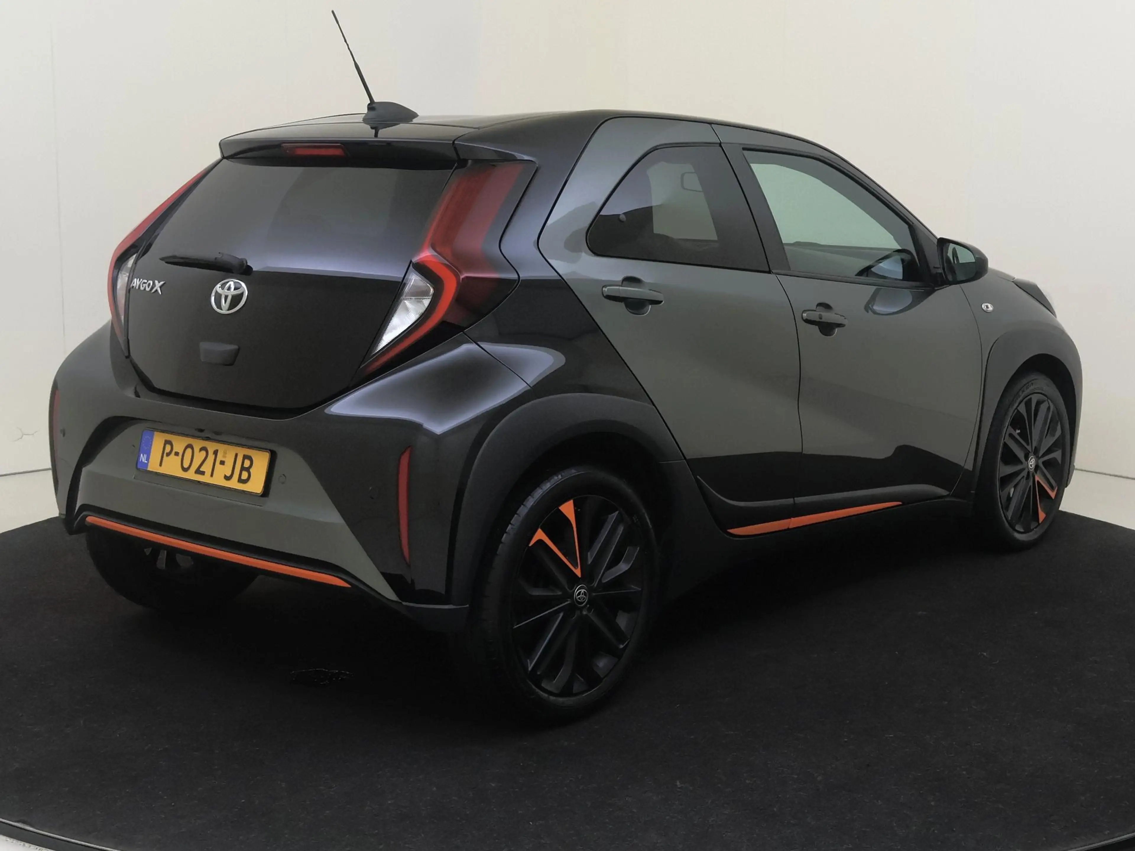 Toyota Aygo X 1.0 VVT-i S-CVT Limited | airco automatisch | Appl — photo 4