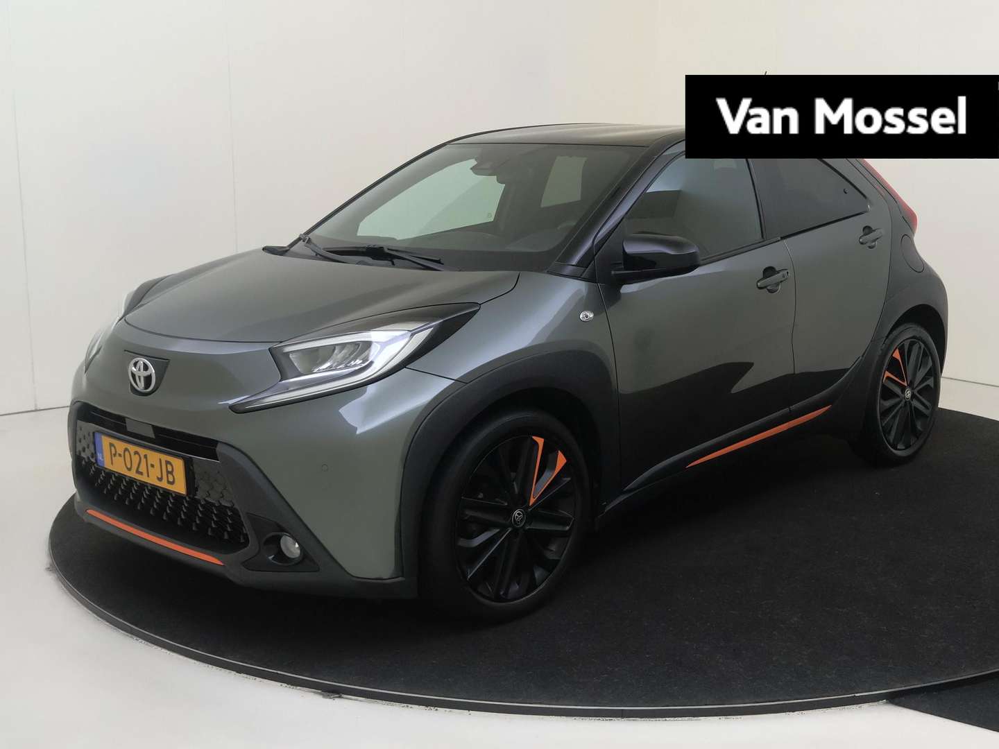 Toyota Aygo X nuo 350 €/ mėn Benzinas 2022m. Hečbekas Automatinė