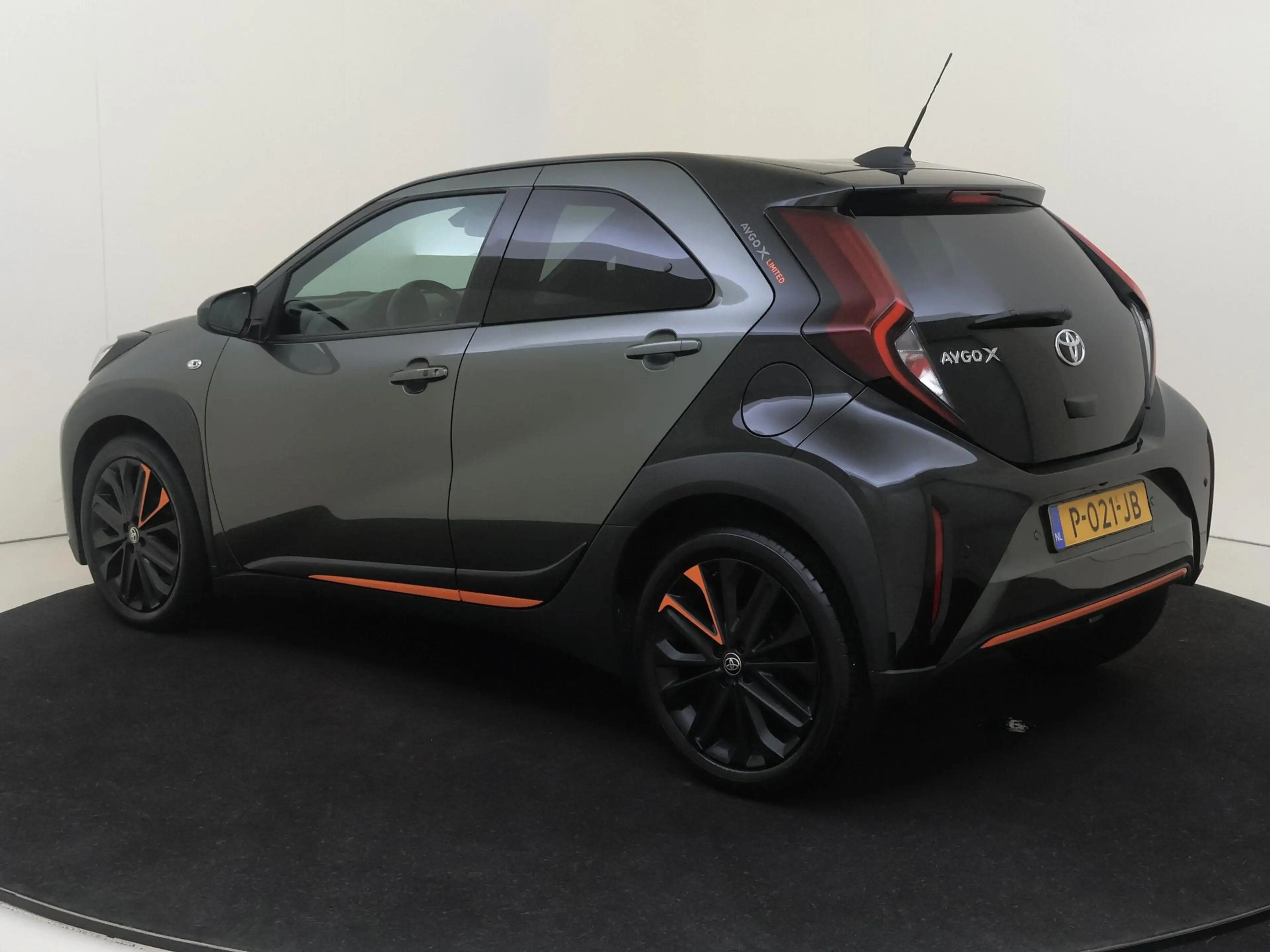 Toyota Aygo X 1.0 VVT-i S-CVT Limited | airco automatisch | Appl — photo 3