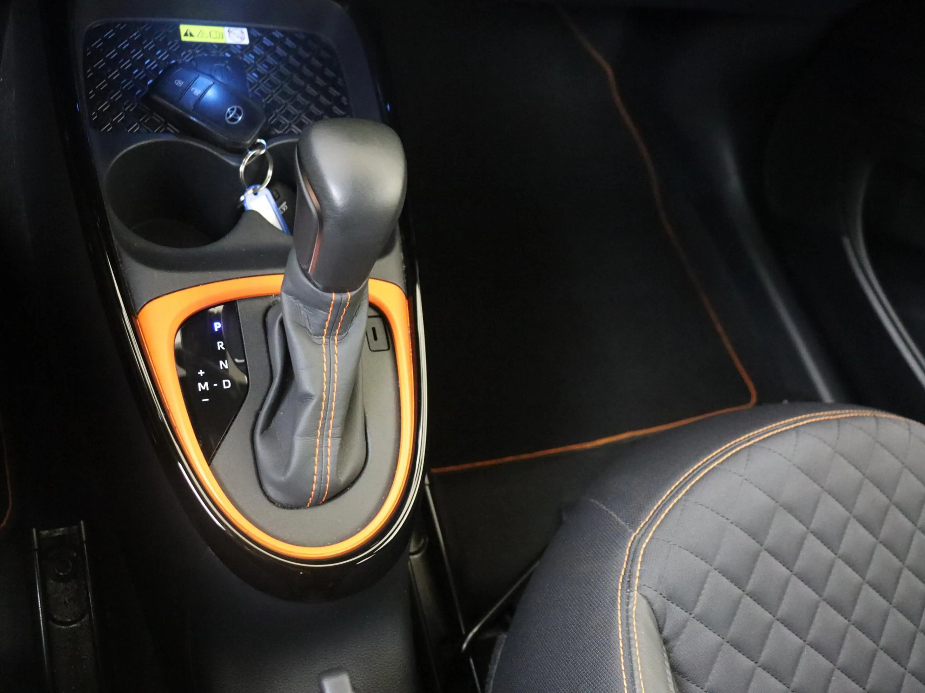 Toyota Aygo X 1.0 VVT-i S-CVT Limited | airco automatisch | Appl — photo 14