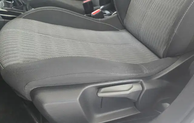Opel Corsa view 11