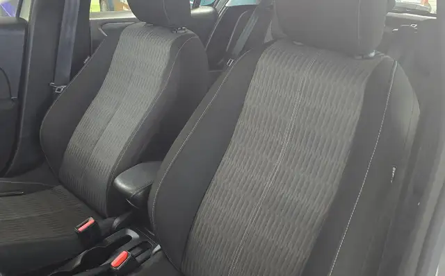 Opel Corsa view 10