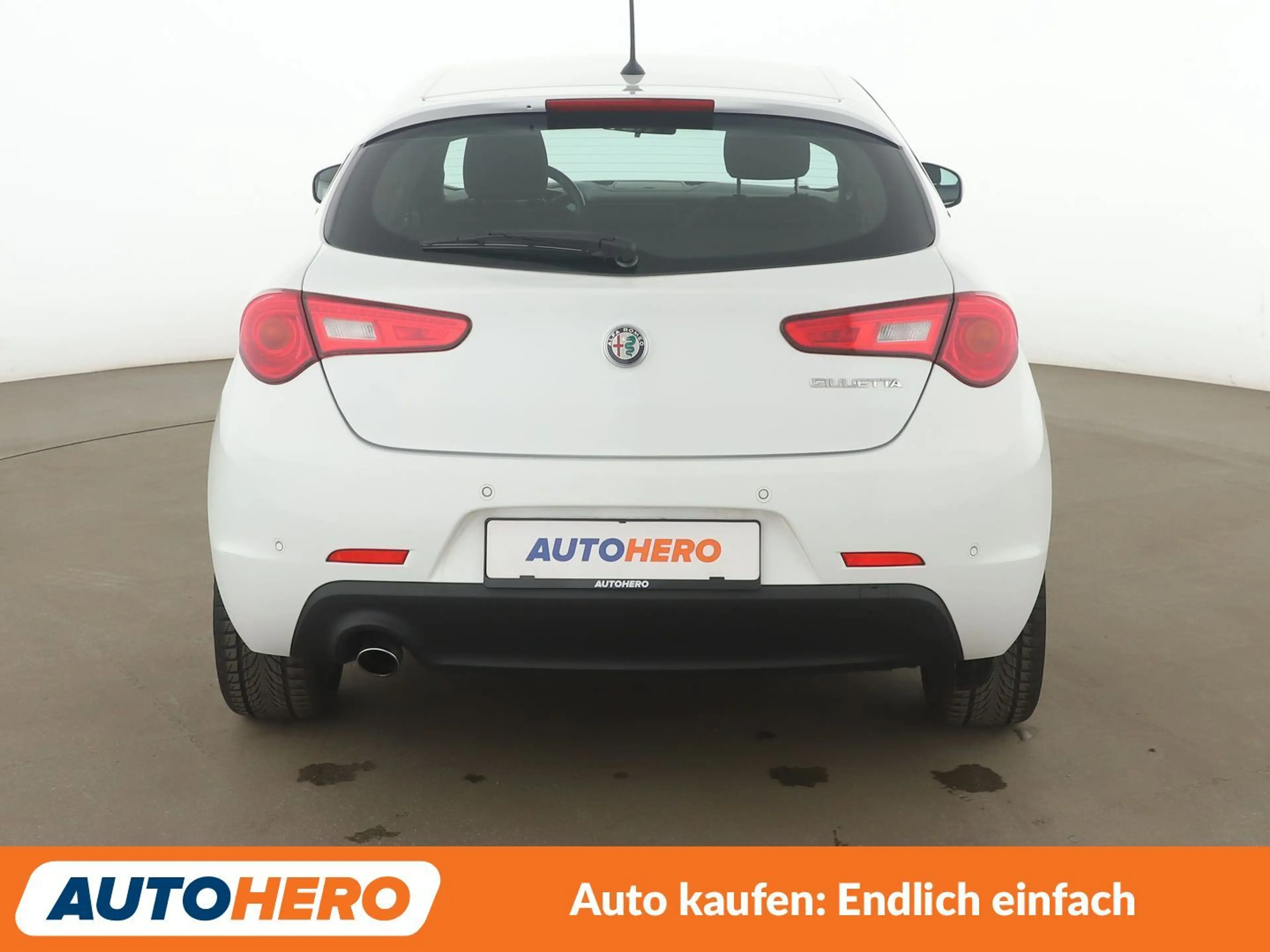Alfa Romeo Giulietta 1.6 JTD Super*PDC*KLIMA*TEMPO*GARANTIE* — photo 5