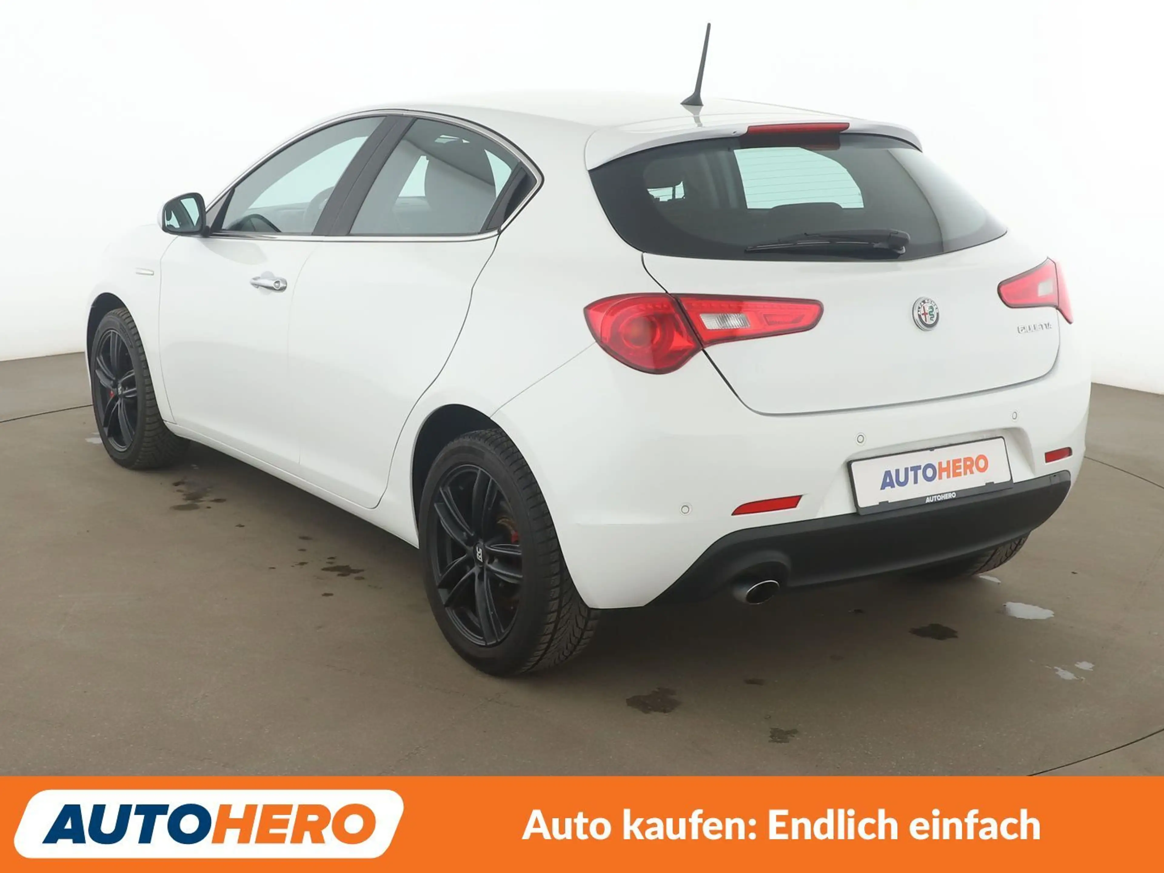 Alfa Romeo Giulietta 1.6 JTD Super*PDC*KLIMA*TEMPO*GARANTIE* — photo 4