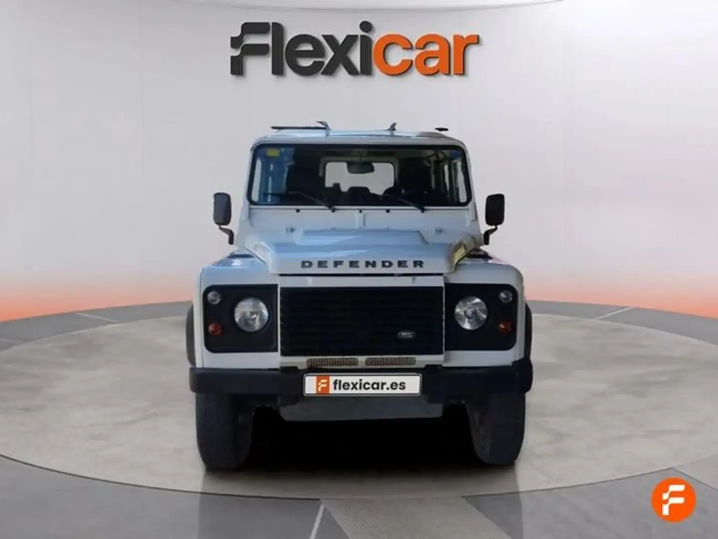 Land Rover Defender 2.0 TDI PD 140 AMBITION Weiß - 2