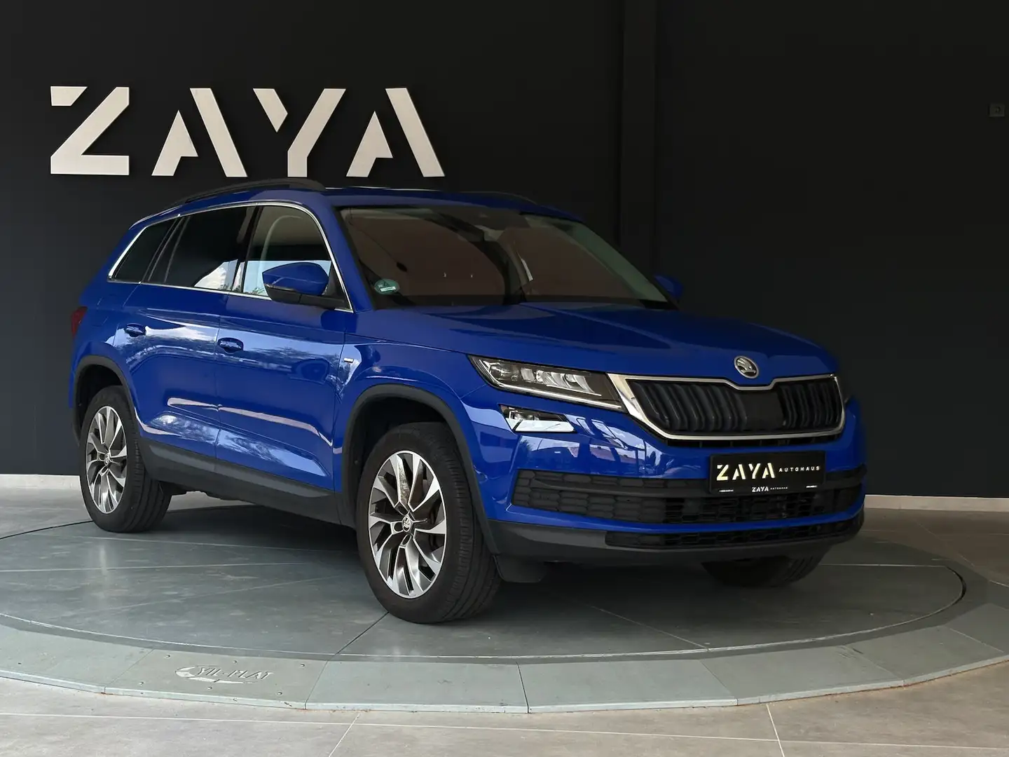 Skoda Kodiaq 1.5 TSI Clever*7-SITZER*AHK*LED*SITZ-HZG* Blau - 1