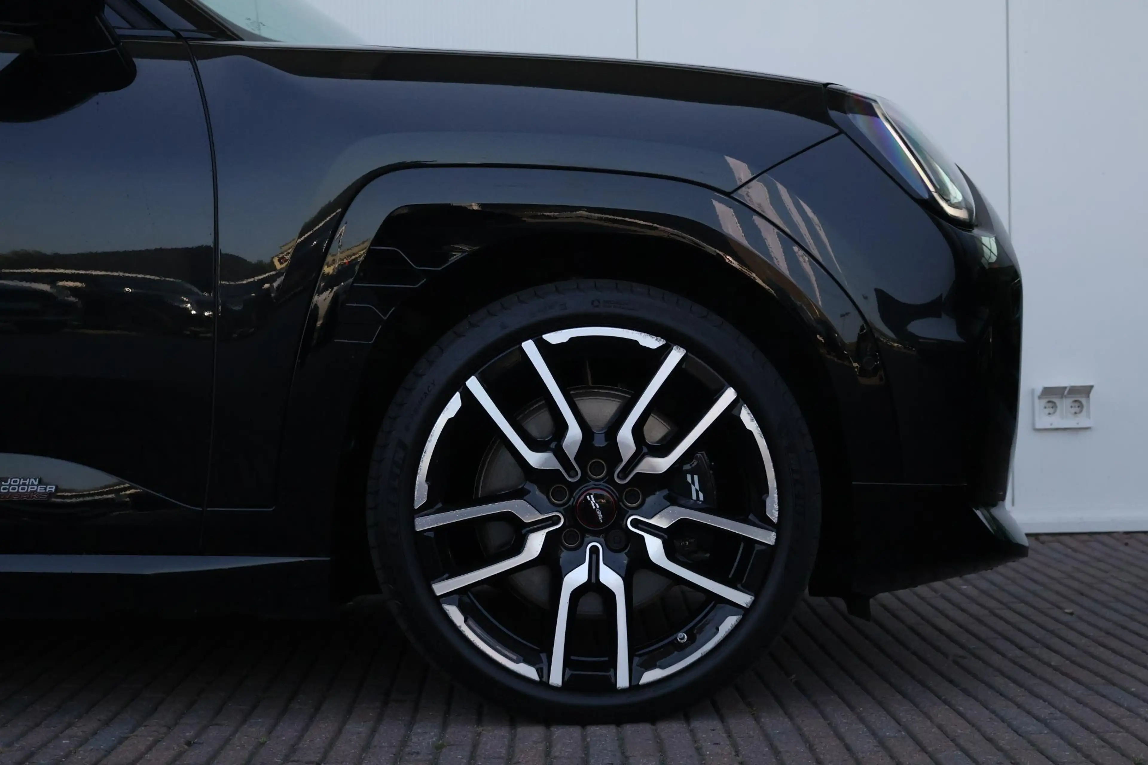 MINI Aceman SE John Cooper Works M 54.2 kWh | Panoramadak | He — photo 6