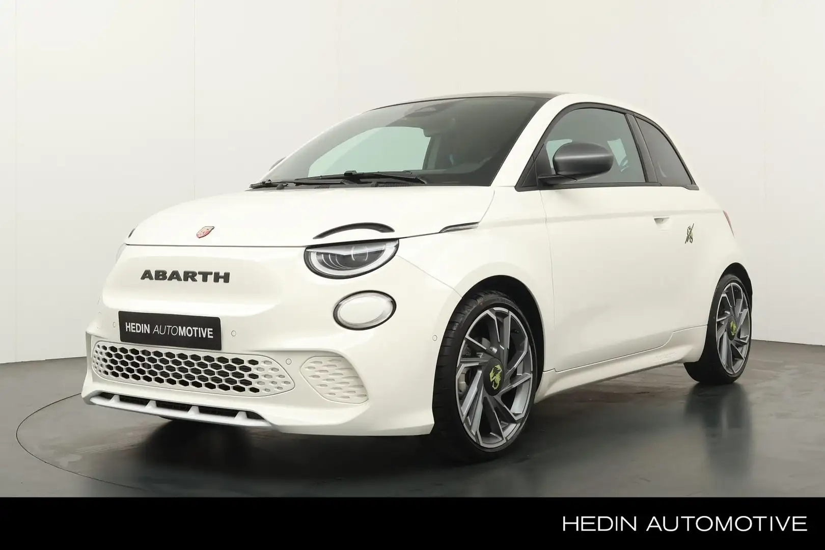 Fiat 500 Abarth Turismo 42 kWh Turismo 2.0 Van 40.490 nu voor 35.4 Wit - 1