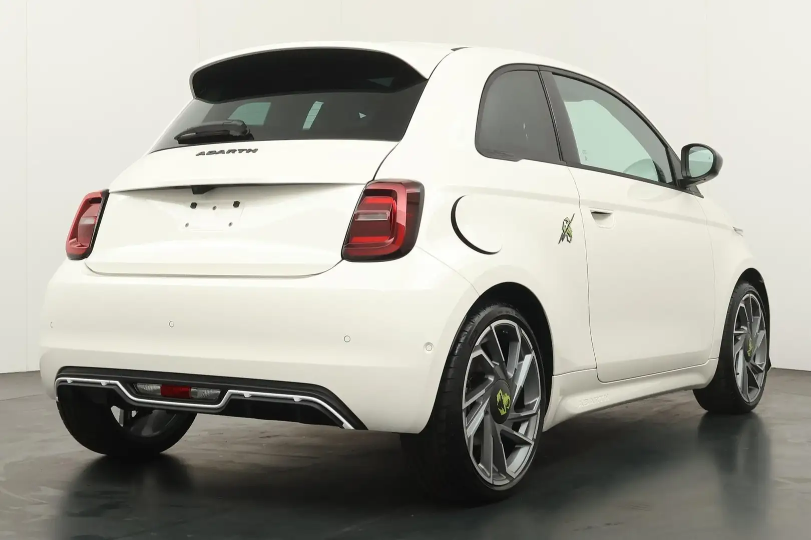 Fiat 500 Abarth Turismo 42 kWh Turismo 2.0 Van 40.490 nu voor 35.4 Wit - 2