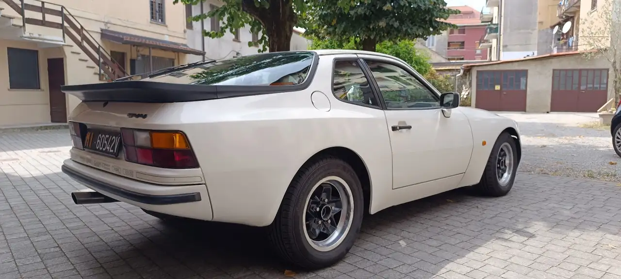 Porsche 944 Coupe 2.5, foto 5