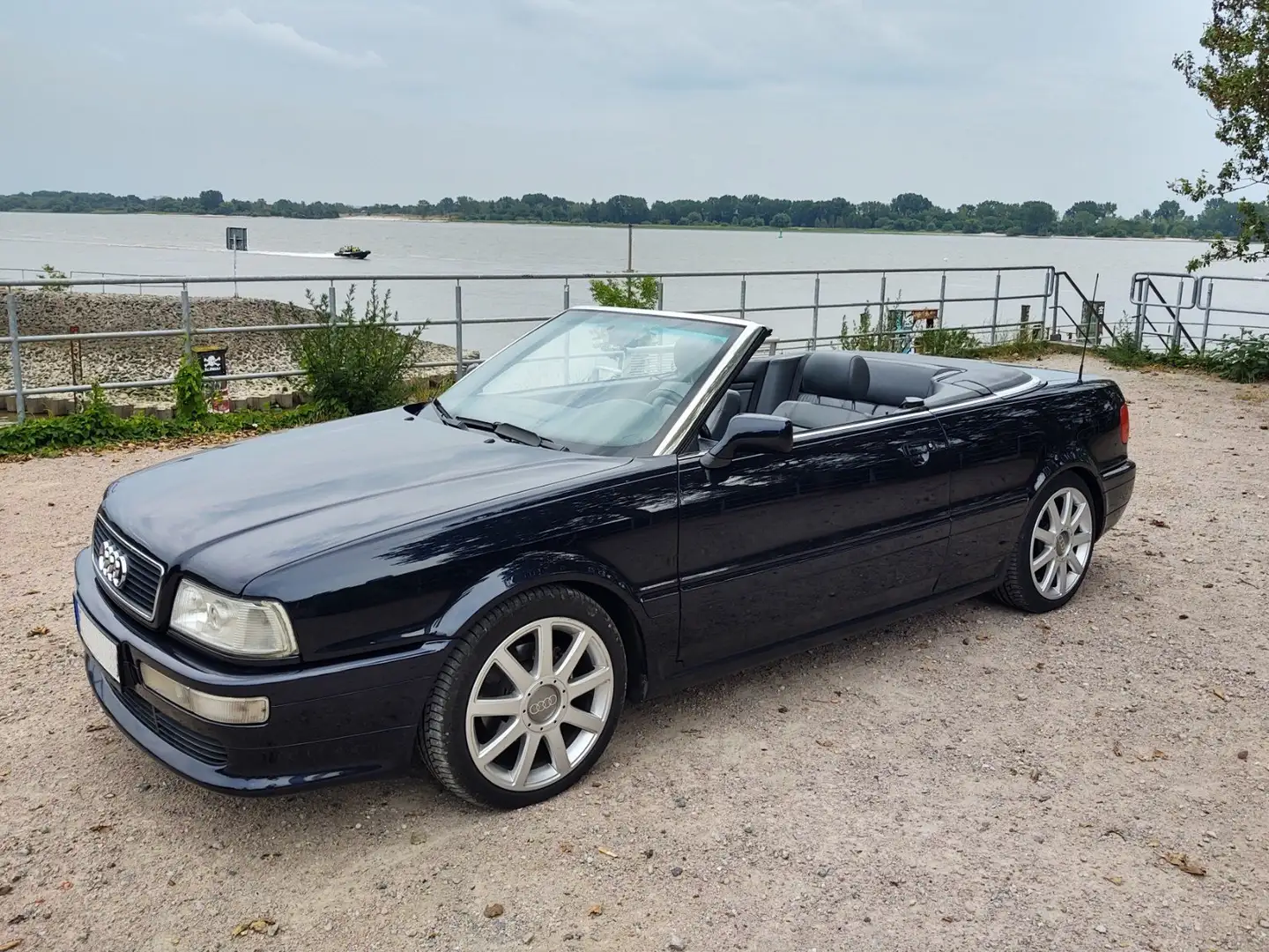 Audi Cabriolet Cabriolet 2.0 Blau - 1