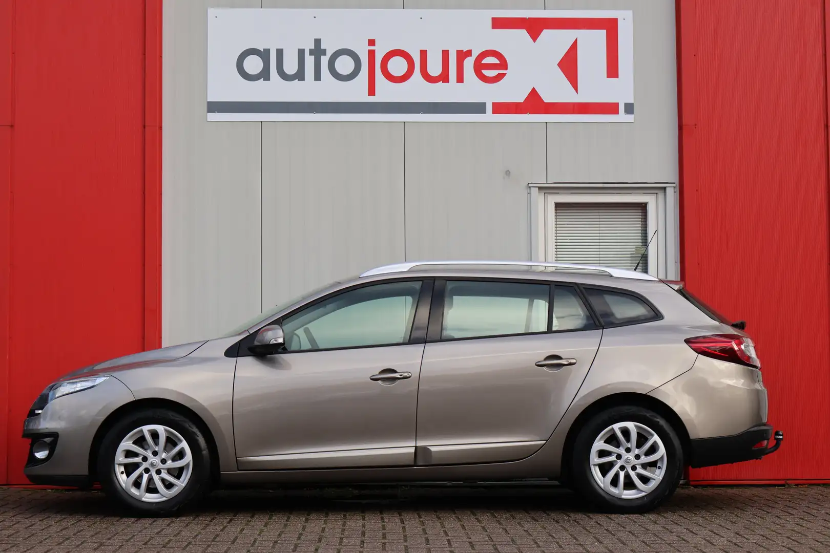 Renault Megane Estate 1.5 dCi Collection | Origineel NL | Navigat Brun - 2