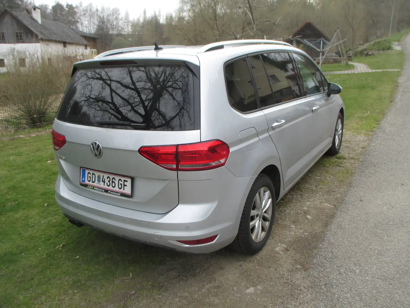 Volkswagen Touran Touran Comfortline 2,0 BMT TDI DSG Comfortline Silber - 2