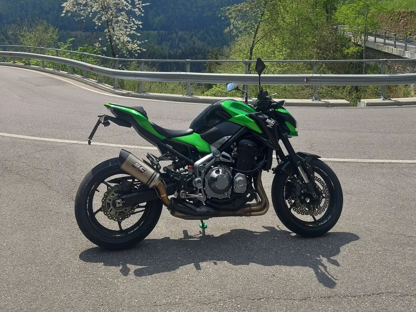 Kawasaki Z 900 Verde - 1