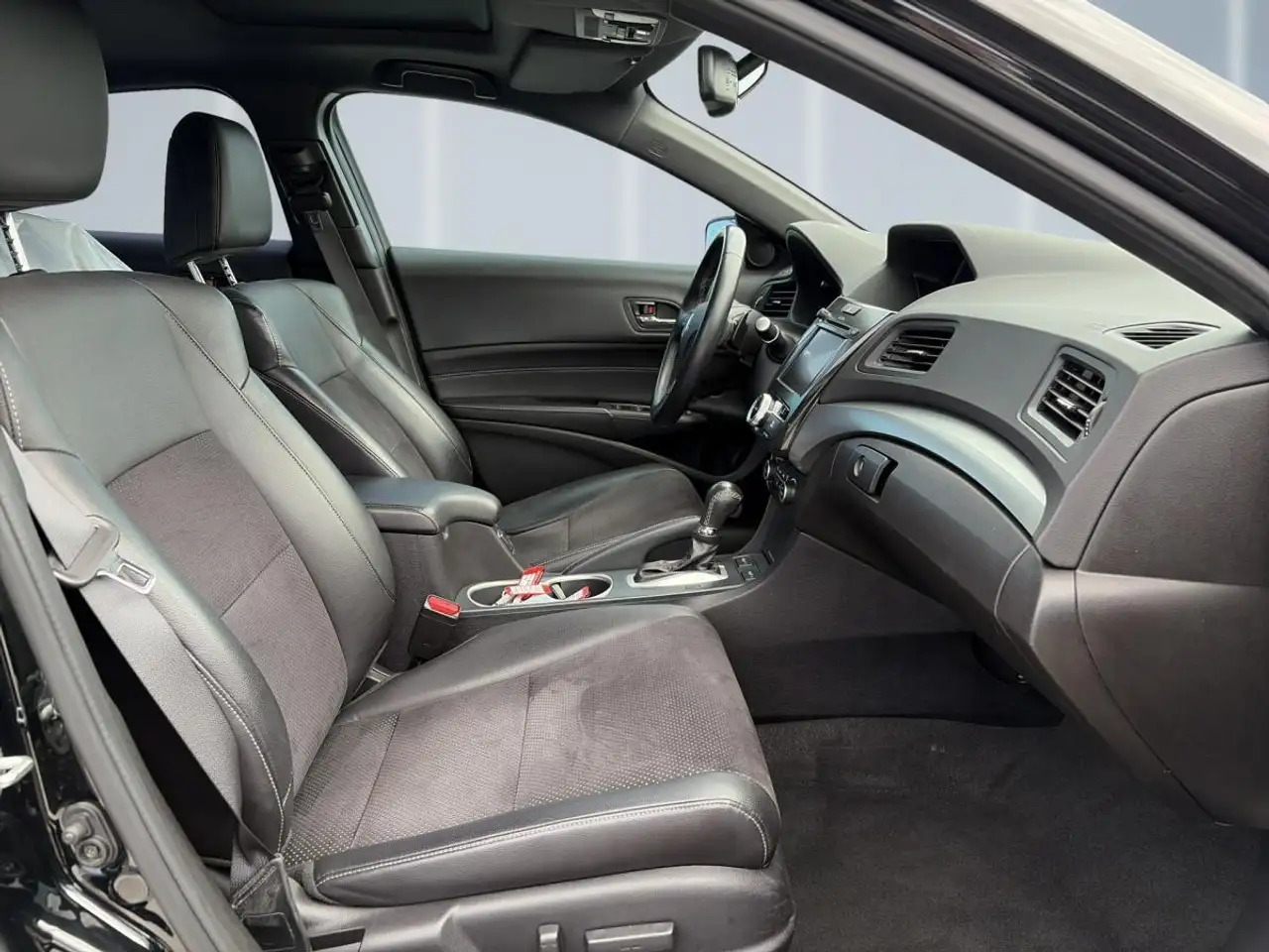Acura ILX снимка Acura ILX