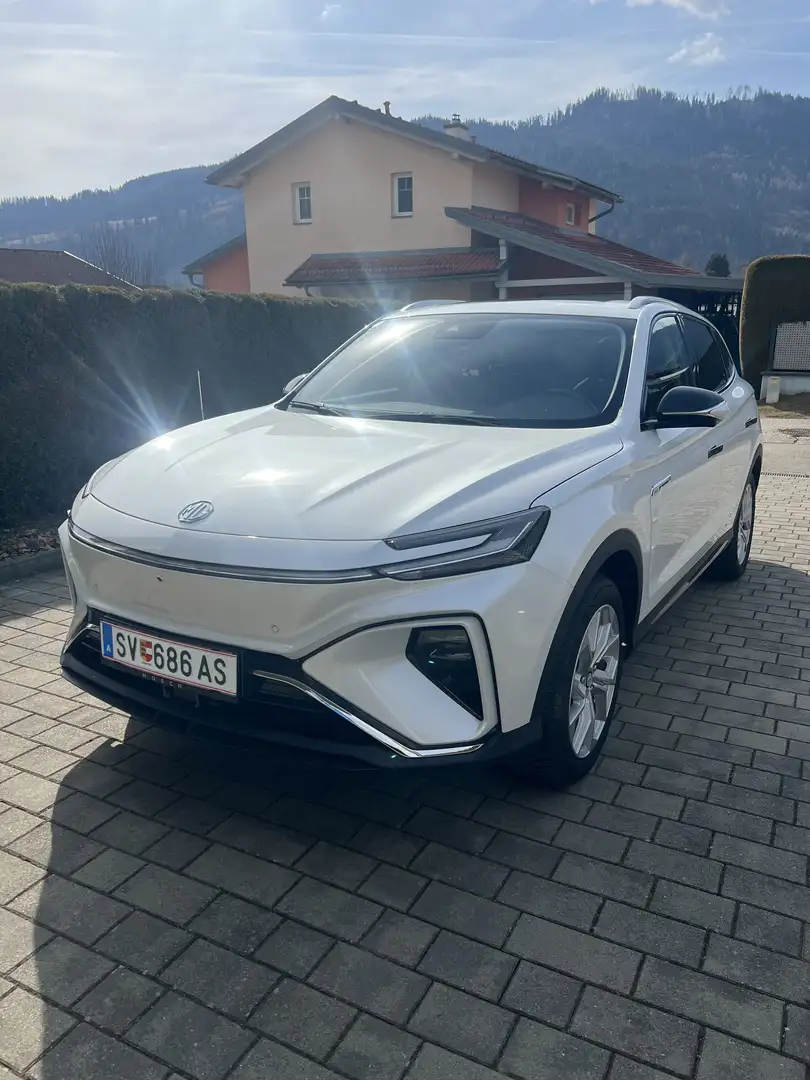 MG Marvel R Electric 70 kWh Performance - 1