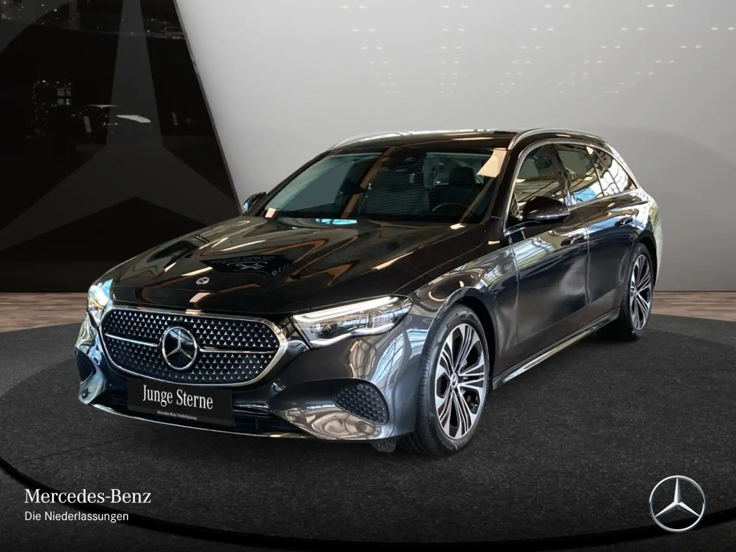 Mercedes-Benz E 300 de T 4M Hybrid Avantgarde Fahrass 360° AHK Grau - 2