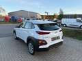 Hyundai KONA Pure 2WD TÜV NEU/KLIMA/SHZ/LENKRADHEIZUNG Weiß - thumbnail 4