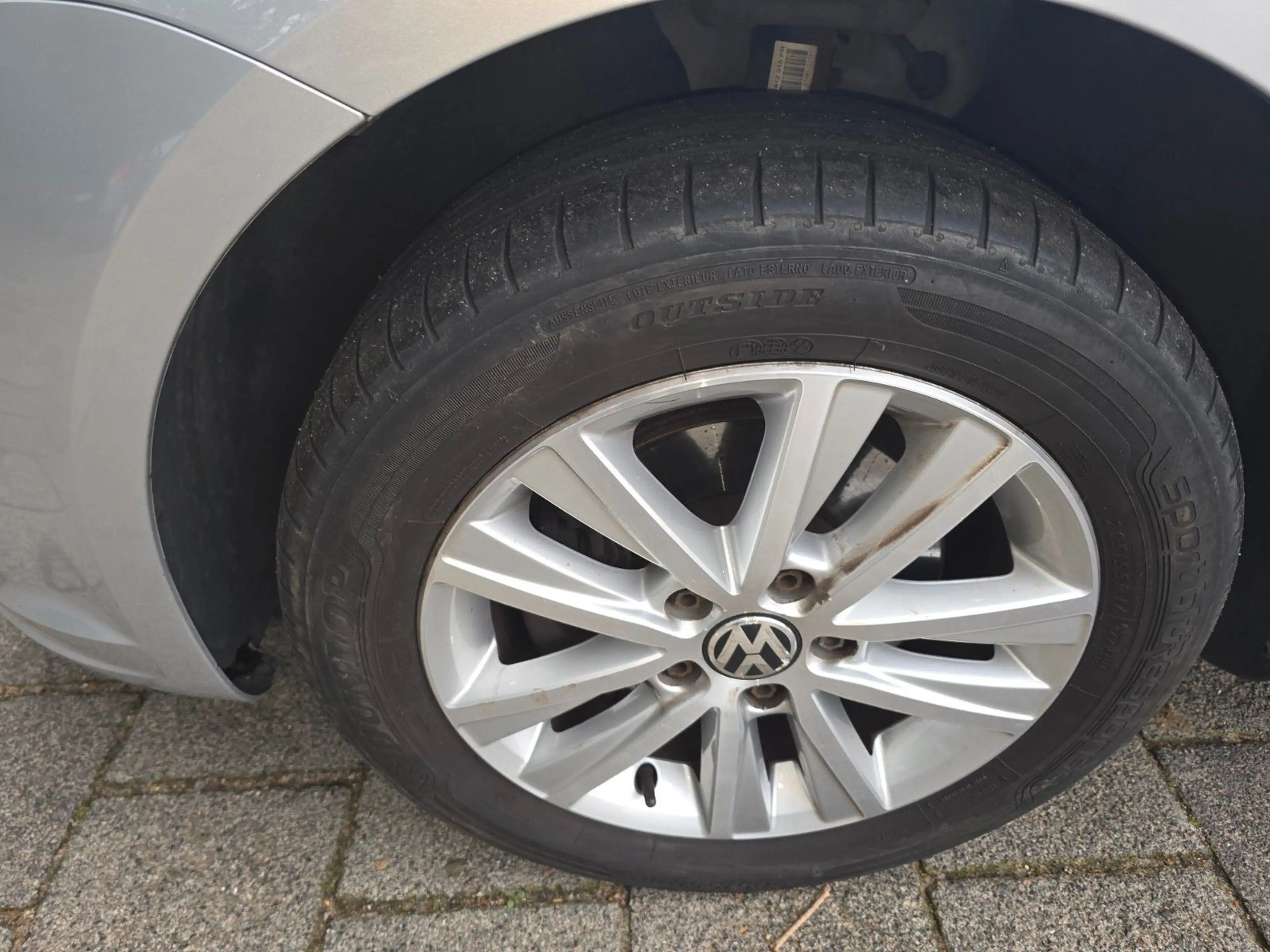 Volkswagen Touran Style — photo 13